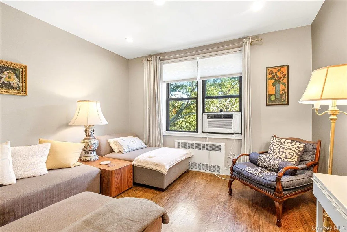 102-32 65th Avenue, New York, NY, 2 Bedrooms Bedrooms, 5 Rooms Rooms,1 BathroomBathrooms,Residential,For Rent,65th,0,1048929 102-32 65th Avenue, New York, NY, 2 Bedrooms Bedrooms, 5 Rooms Rooms,1 BathroomBathrooms,Residential,For Rent,65th,0,1048929
