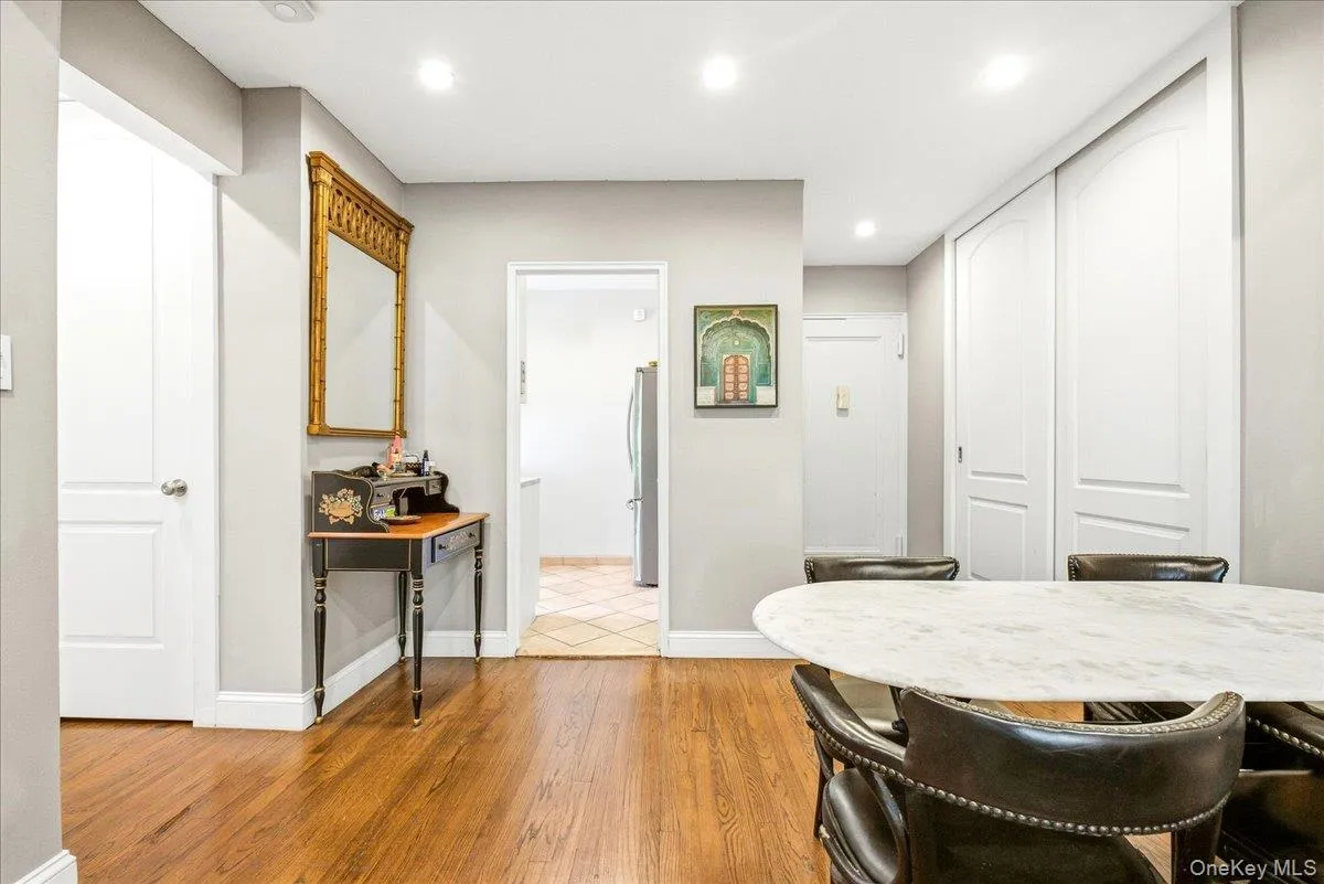 102-32 65th Avenue, New York, NY, 2 Bedrooms Bedrooms, 5 Rooms Rooms,1 BathroomBathrooms,Residential,For Rent,65th,0,1048929 102-32 65th Avenue, New York, NY, 2 Bedrooms Bedrooms, 5 Rooms Rooms,1 BathroomBathrooms,Residential,For Rent,65th,0,1048929