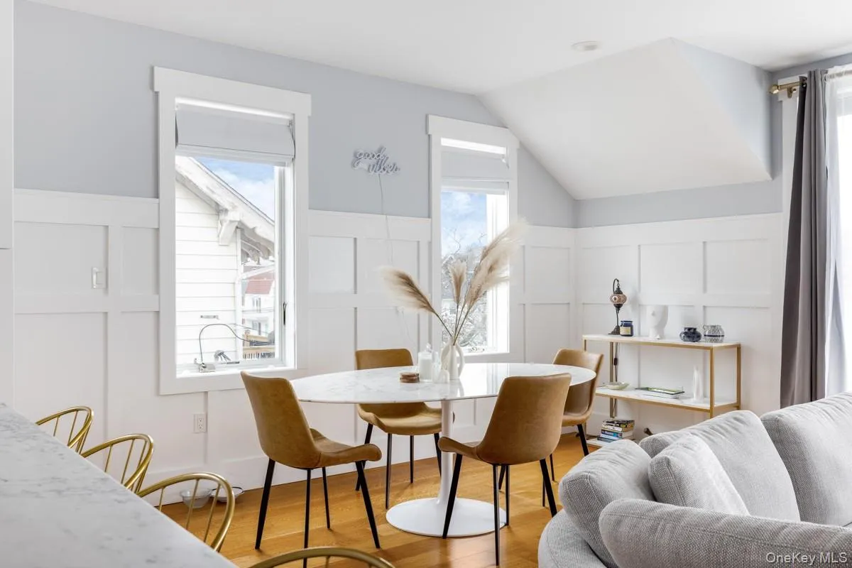 176 Beach 127th Street, New York, NY, 4 Bedrooms Bedrooms, 8 Rooms Rooms,2 BathroomsBathrooms,Residential,For Rent,Beach 127th,0,1048942 176 Beach 127th Street, New York, NY, 4 Bedrooms Bedrooms, 8 Rooms Rooms,2 BathroomsBathrooms,Residential,For Rent,Beach 127th,0,1048942