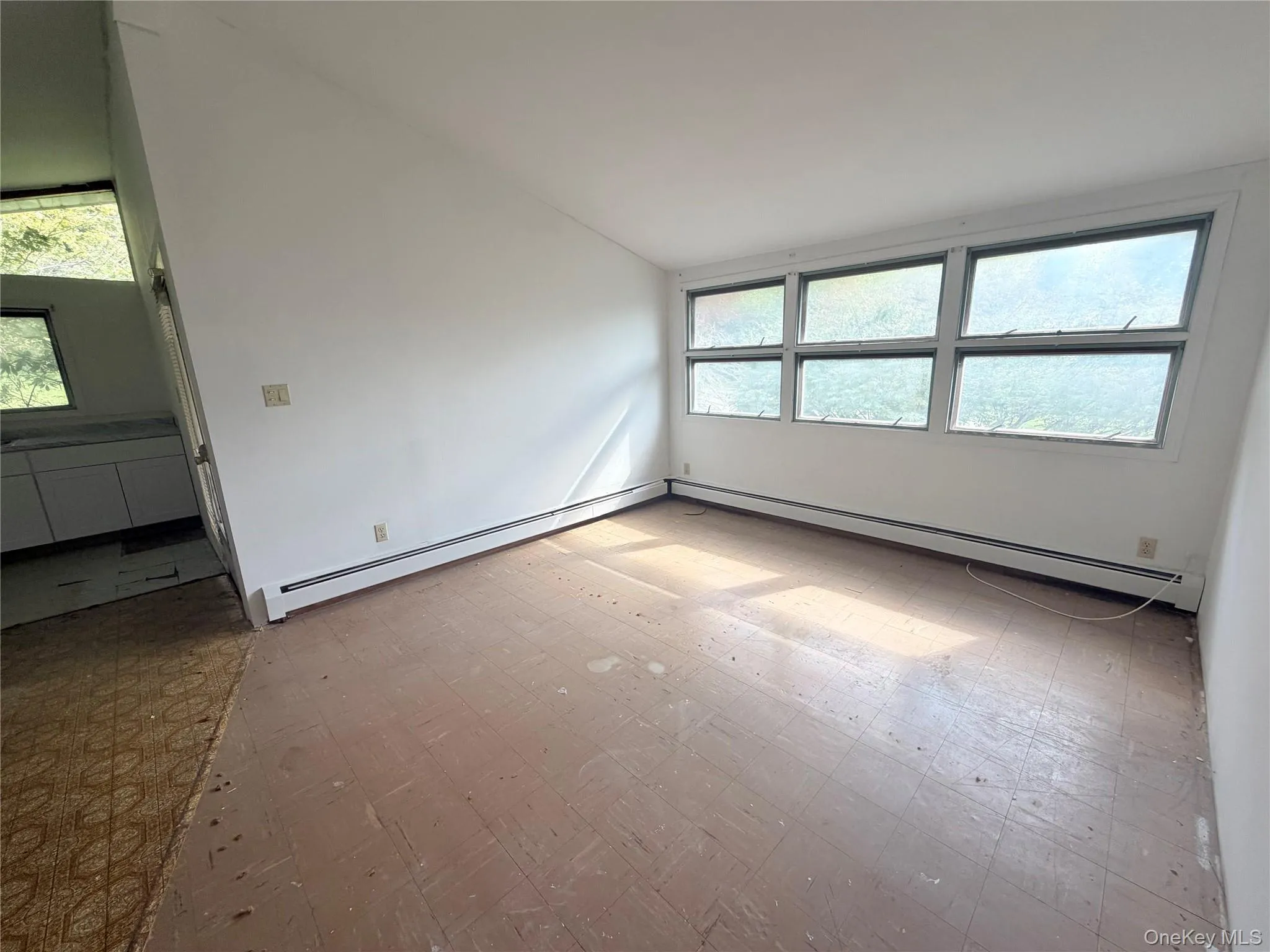 25 Miles, Fallsburg, NY, 2 Bedroom Bedrooms, 4 Room Rooms,1 BathroomBathrooms,Residential Lease,For Rent,Miles,0,1048943 25 Miles, Fallsburg, NY, 2 Bedroom Bedrooms, 4 Room Rooms,1 BathroomBathrooms,Residential Lease,For Rent,Miles,0,1048943
