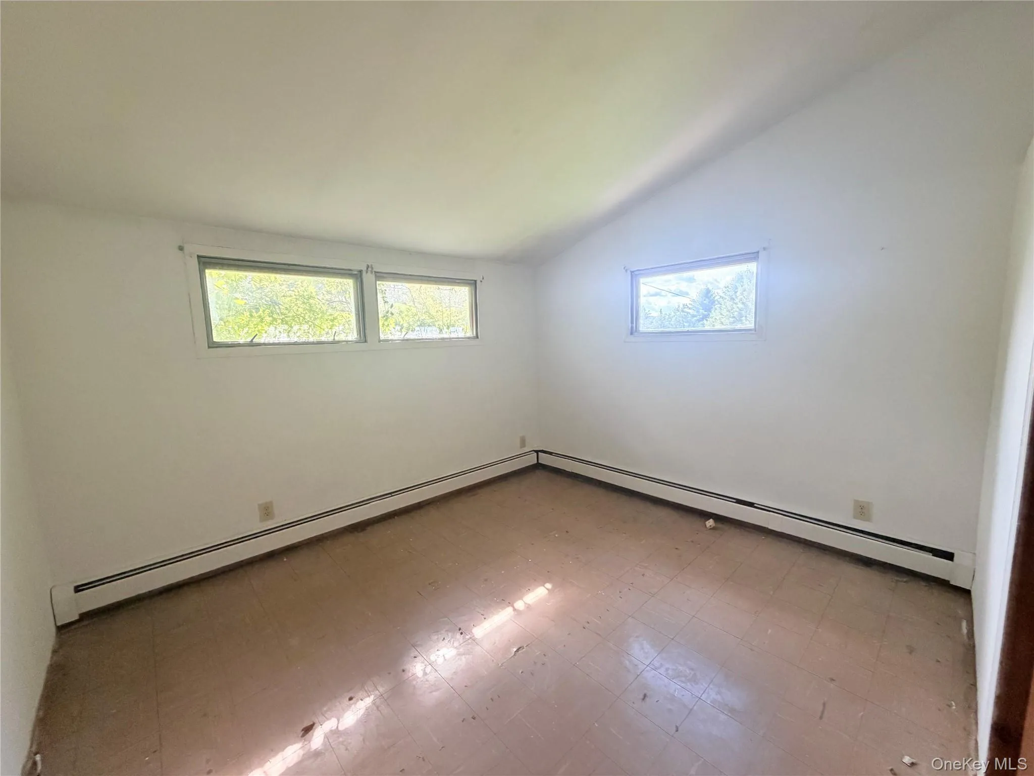 25 Miles, Fallsburg, NY, 2 Bedroom Bedrooms, 4 Room Rooms,1 BathroomBathrooms,Residential Lease,For Rent,Miles,0,1048943 25 Miles, Fallsburg, NY, 2 Bedroom Bedrooms, 4 Room Rooms,1 BathroomBathrooms,Residential Lease,For Rent,Miles,0,1048943