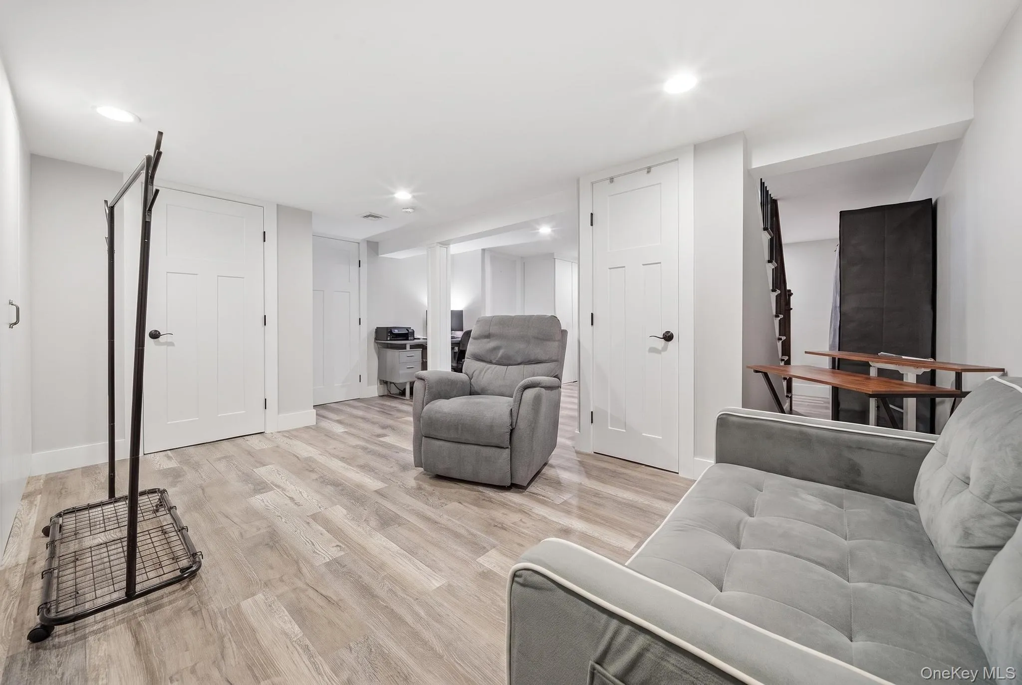 18 Devon Road, Oyster Bay, NY, 3 Bedrooms Bedrooms, 11 Rooms Rooms,2 BathroomsBathrooms,Residential,For Rent,Devon,0,1048948 18 Devon Road, Oyster Bay, NY, 3 Bedrooms Bedrooms, 11 Rooms Rooms,2 BathroomsBathrooms,Residential,For Rent,Devon,0,1048948