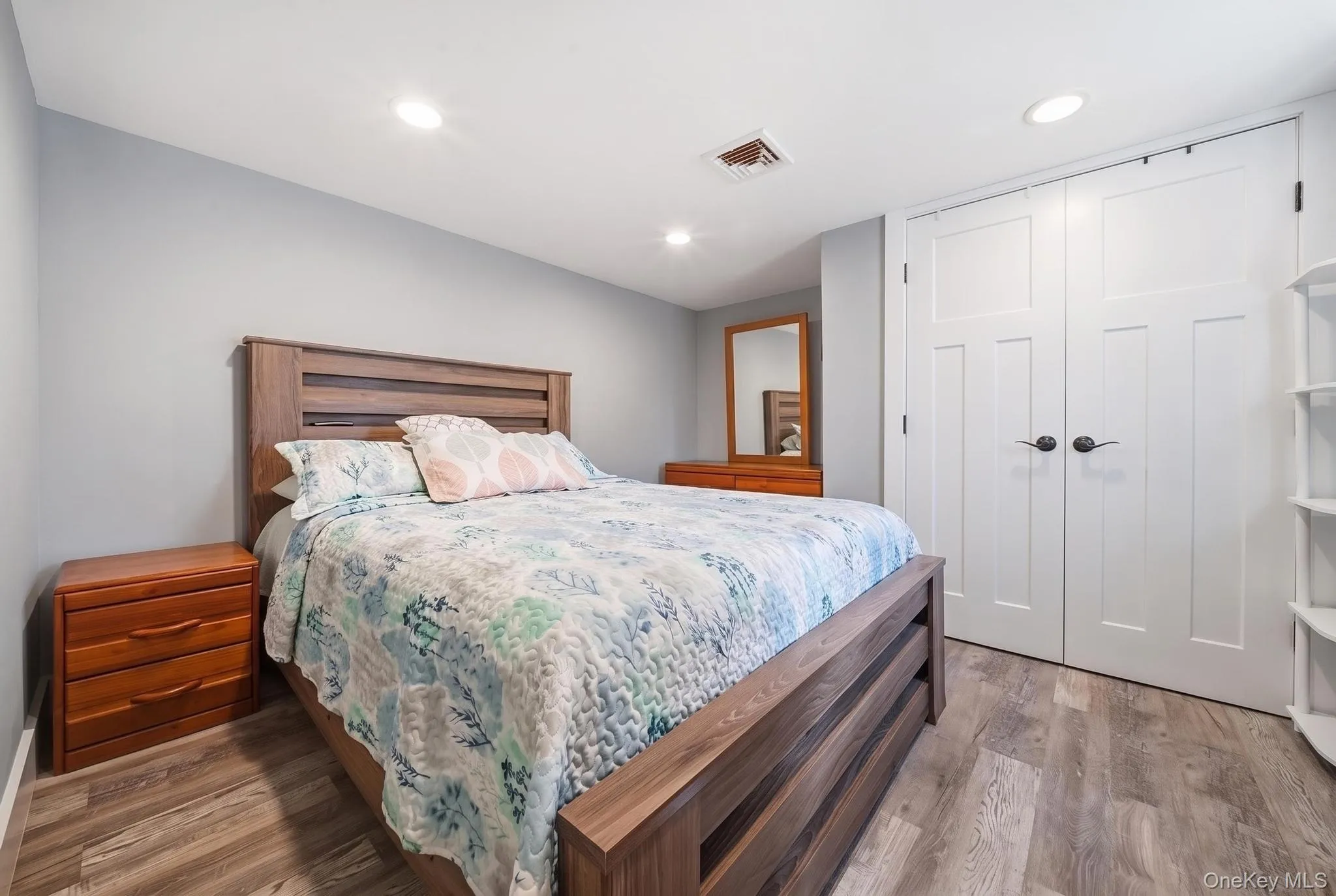18 Devon Road, Oyster Bay, NY, 3 Bedrooms Bedrooms, 11 Rooms Rooms,2 BathroomsBathrooms,Residential,For Rent,Devon,0,1048948 18 Devon Road, Oyster Bay, NY, 3 Bedrooms Bedrooms, 11 Rooms Rooms,2 BathroomsBathrooms,Residential,For Rent,Devon,0,1048948