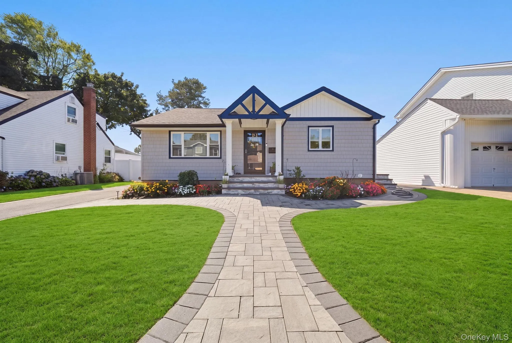18 Devon Road, Oyster Bay, NY, 3 Bedrooms Bedrooms, 11 Rooms Rooms,2 BathroomsBathrooms,Residential,For Rent,Devon,0,1048948 18 Devon Road, Oyster Bay, NY, 3 Bedrooms Bedrooms, 11 Rooms Rooms,2 BathroomsBathrooms,Residential,For Rent,Devon,0,1048948