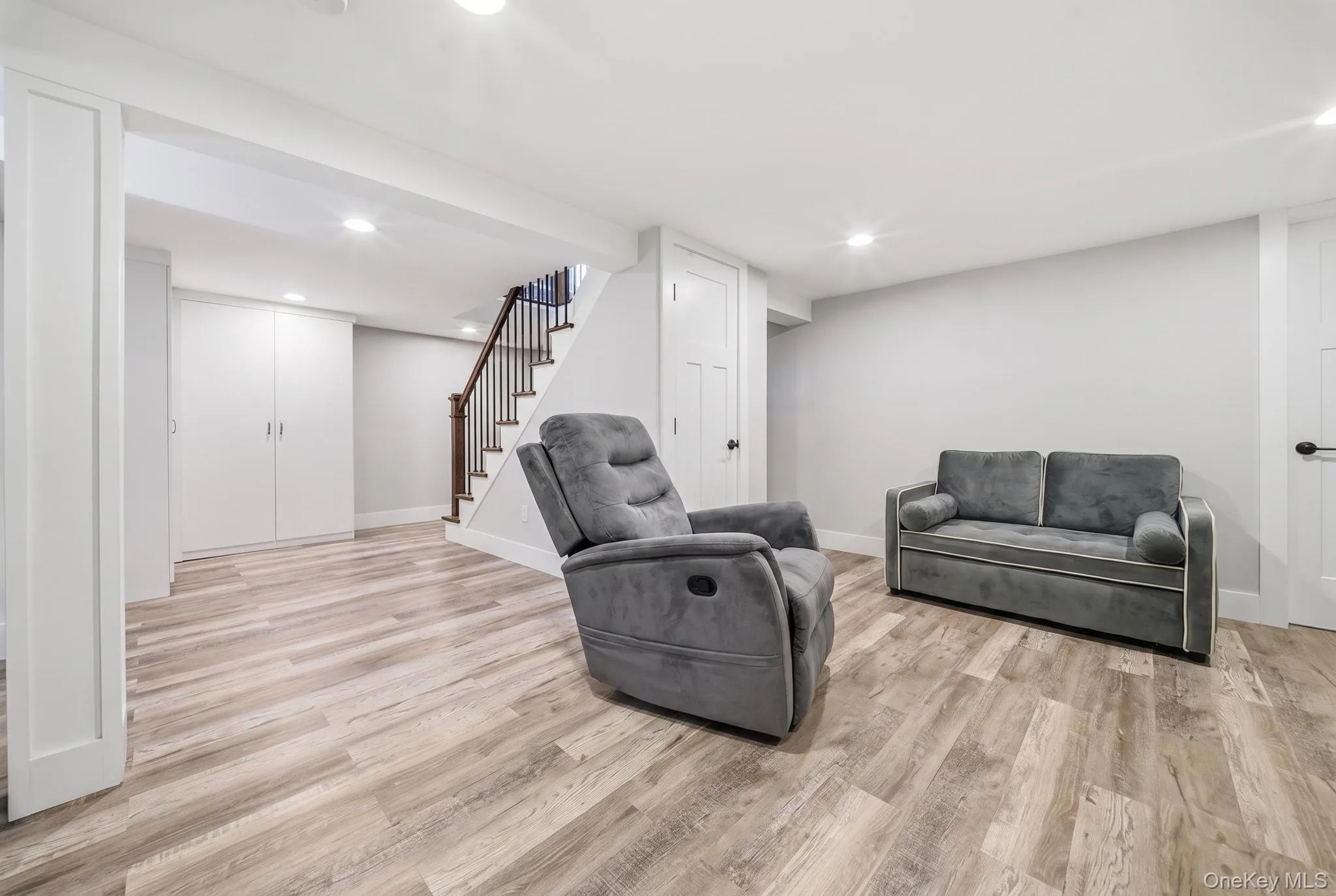 18 Devon Road, Oyster Bay, NY, 3 Bedrooms Bedrooms, 11 Rooms Rooms,2 BathroomsBathrooms,Residential,For Rent,Devon,0,1048948 18 Devon Road, Oyster Bay, NY, 3 Bedrooms Bedrooms, 11 Rooms Rooms,2 BathroomsBathrooms,Residential,For Rent,Devon,0,1048948