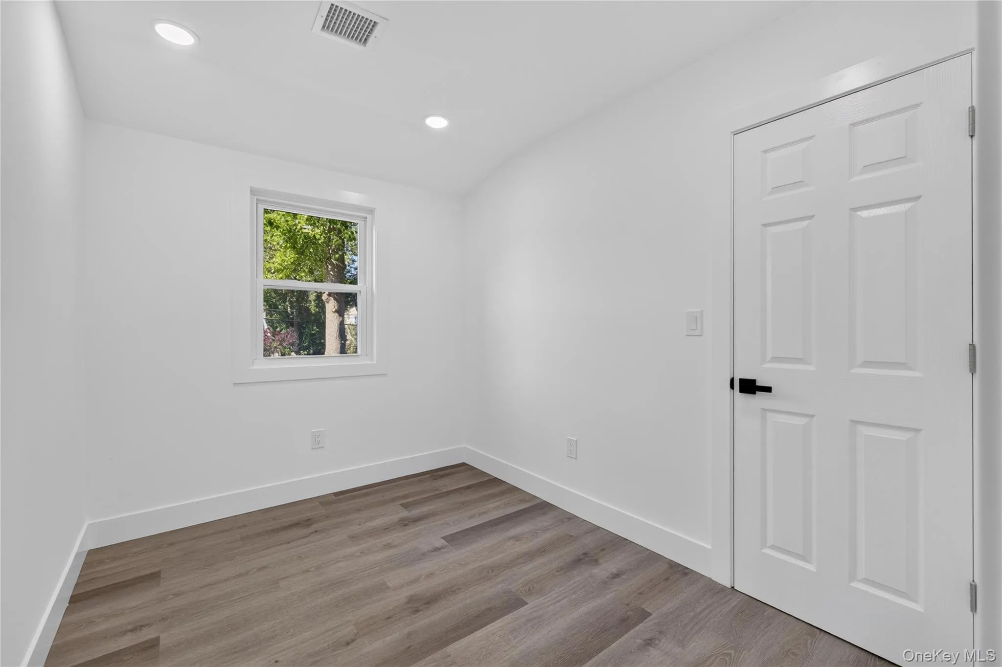 10 harrison Drive, Brookhaven, NY, 5 Bedrooms Bedrooms, 9 Rooms Rooms,2 BathroomsBathrooms,Residential,For Rent,harrison,0,1048953 10 harrison Drive, Brookhaven, NY, 5 Bedrooms Bedrooms, 9 Rooms Rooms,2 BathroomsBathrooms,Residential,For Rent,harrison,0,1048953