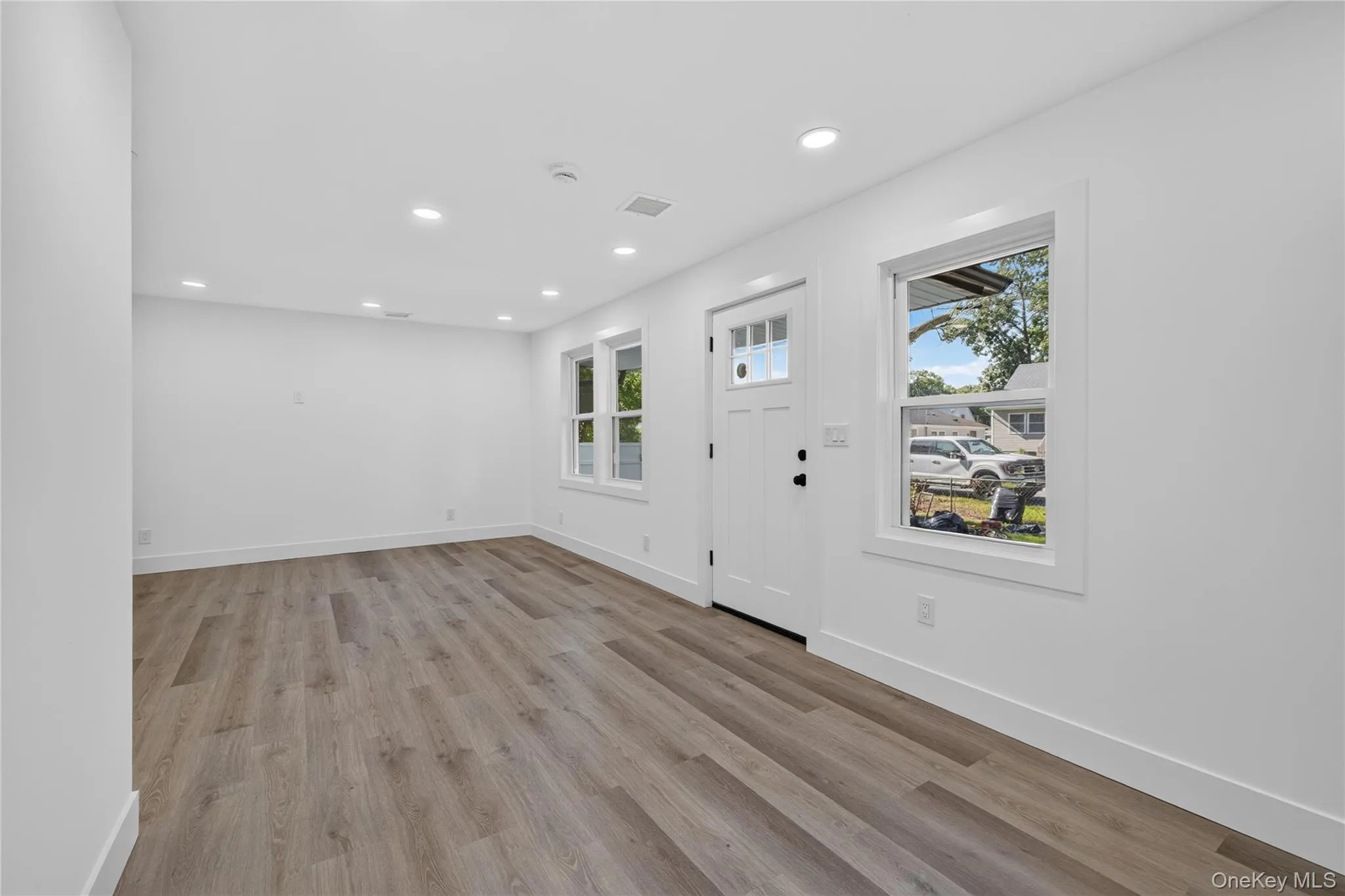 10 harrison Drive, Brookhaven, NY, 5 Bedrooms Bedrooms, 9 Rooms Rooms,2 BathroomsBathrooms,Residential,For Rent,harrison,0,1048953 10 harrison Drive, Brookhaven, NY, 5 Bedrooms Bedrooms, 9 Rooms Rooms,2 BathroomsBathrooms,Residential,For Rent,harrison,0,1048953