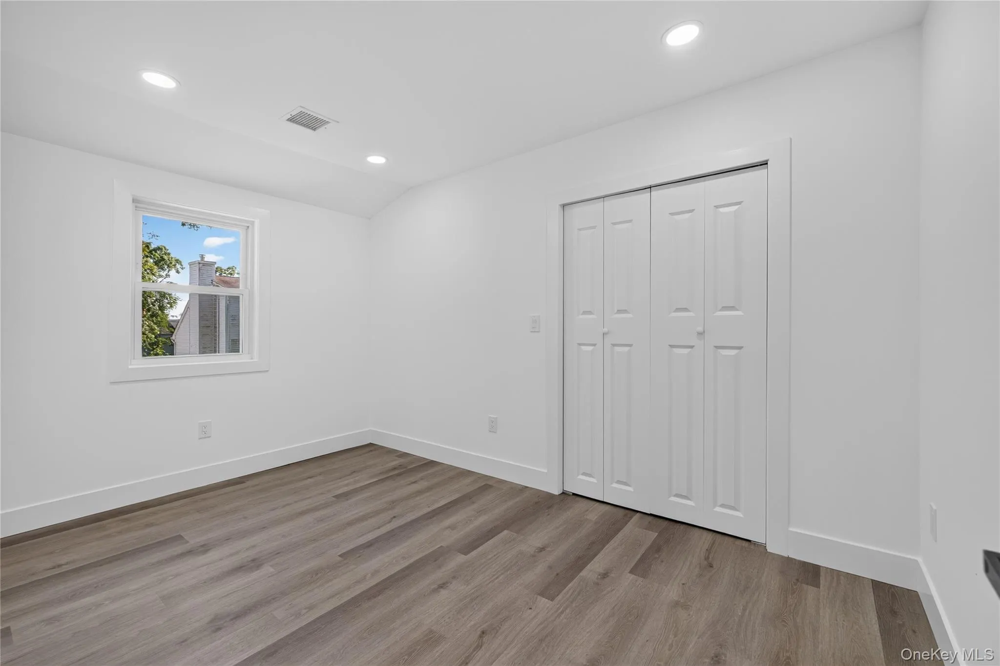 10 harrison Drive, Brookhaven, NY, 5 Bedrooms Bedrooms, 9 Rooms Rooms,2 BathroomsBathrooms,Residential,For Rent,harrison,0,1048953 10 harrison Drive, Brookhaven, NY, 5 Bedrooms Bedrooms, 9 Rooms Rooms,2 BathroomsBathrooms,Residential,For Rent,harrison,0,1048953