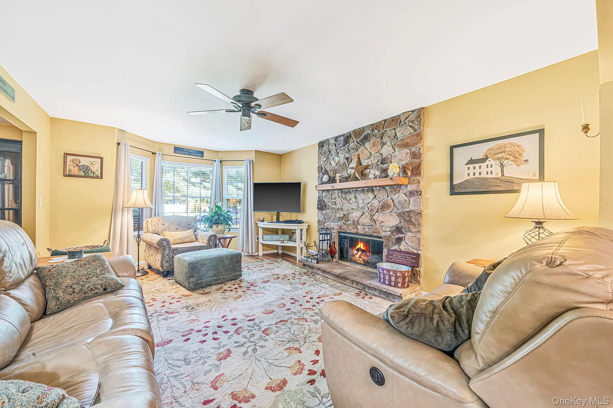 8 Sommerset Drive, Brookhaven, NY, 3 Bedrooms Bedrooms, 8 Rooms Rooms,1 BathroomBathrooms,Residential,For Rent,Sommerset,0,1048955 8 Sommerset Drive, Brookhaven, NY, 3 Bedrooms Bedrooms, 8 Rooms Rooms,1 BathroomBathrooms,Residential,For Rent,Sommerset,0,1048955