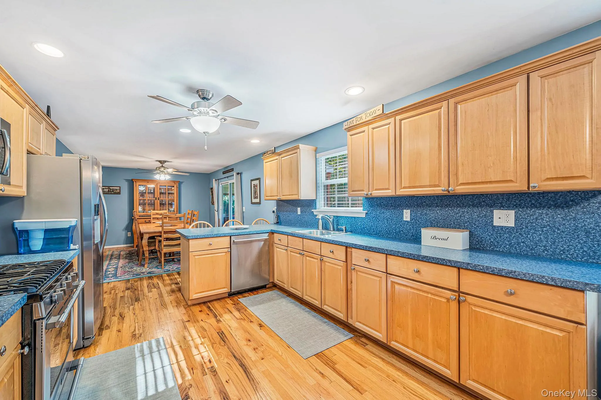 8 Sommerset Drive, Brookhaven, NY, 3 Bedrooms Bedrooms, 8 Rooms Rooms,1 BathroomBathrooms,Residential,For Rent,Sommerset,0,1048955 8 Sommerset Drive, Brookhaven, NY, 3 Bedrooms Bedrooms, 8 Rooms Rooms,1 BathroomBathrooms,Residential,For Rent,Sommerset,0,1048955