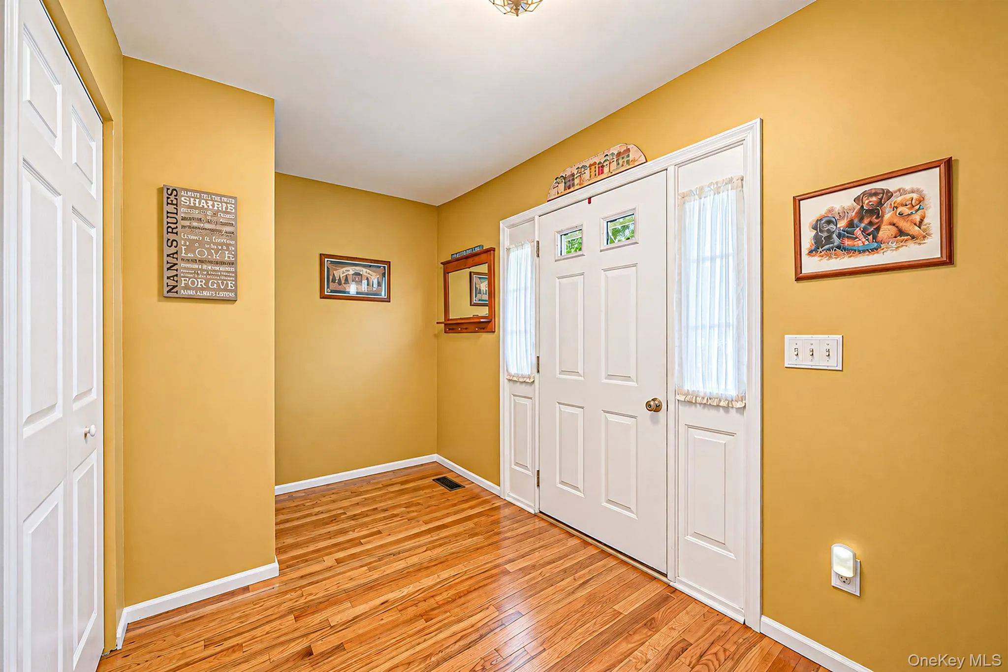 8 Sommerset Drive, Brookhaven, NY, 3 Bedrooms Bedrooms, 8 Rooms Rooms,1 BathroomBathrooms,Residential,For Rent,Sommerset,0,1048955 8 Sommerset Drive, Brookhaven, NY, 3 Bedrooms Bedrooms, 8 Rooms Rooms,1 BathroomBathrooms,Residential,For Rent,Sommerset,0,1048955