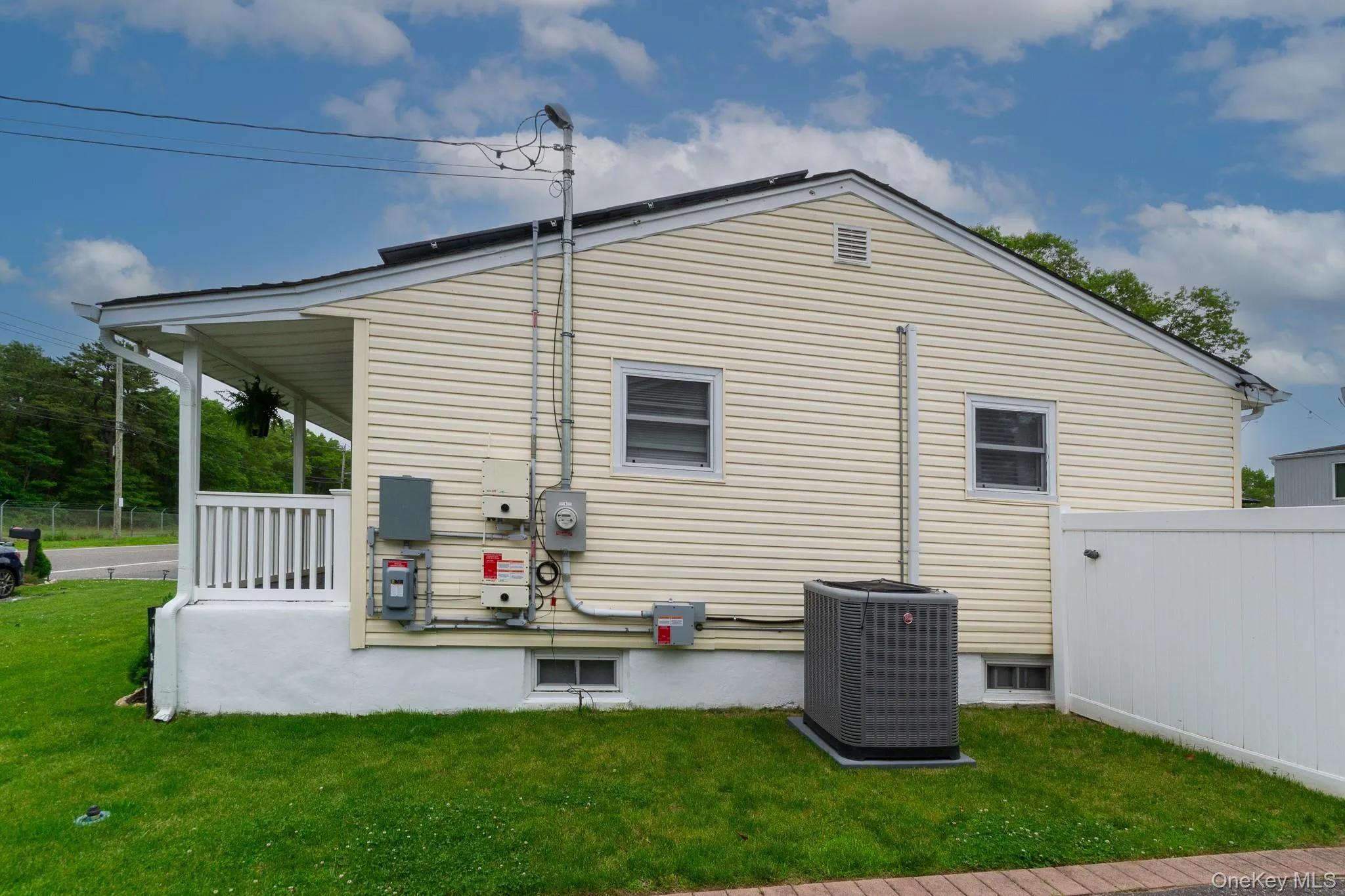 1993 Lincoln Avenue, Islip, NY, 4 Bedrooms Bedrooms, 11 Rooms Rooms,2 BathroomsBathrooms,Residential,For Rent,Lincoln,0,1048957 1993 Lincoln Avenue, Islip, NY, 4 Bedrooms Bedrooms, 11 Rooms Rooms,2 BathroomsBathrooms,Residential,For Rent,Lincoln,0,1048957