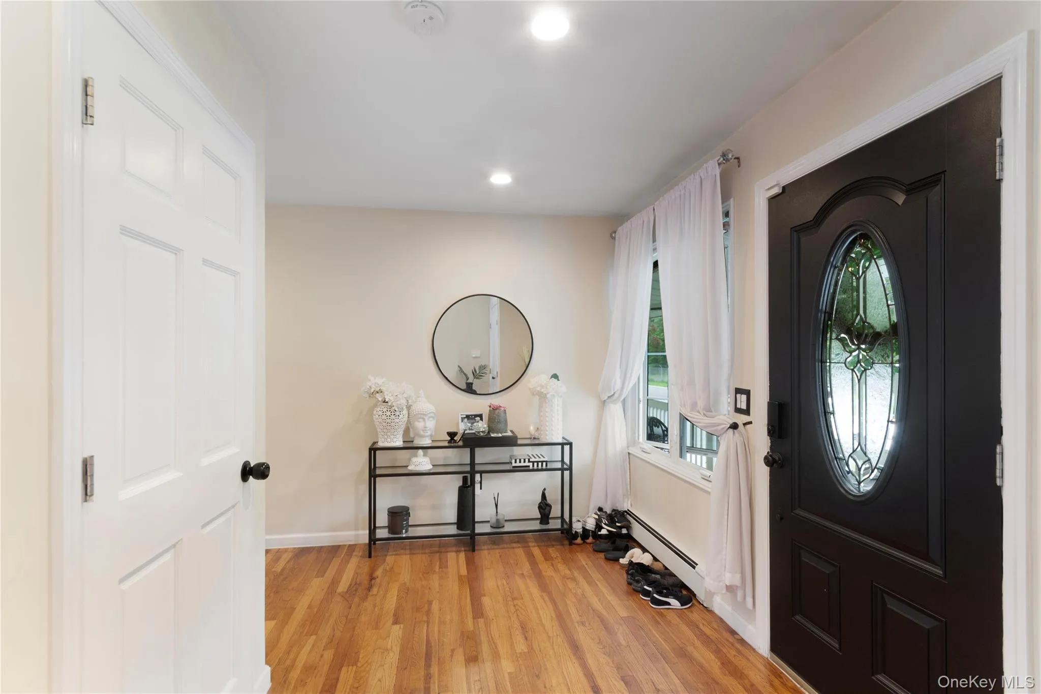 1993 Lincoln Avenue, Islip, NY, 4 Bedrooms Bedrooms, 11 Rooms Rooms,2 BathroomsBathrooms,Residential,For Rent,Lincoln,0,1048957 1993 Lincoln Avenue, Islip, NY, 4 Bedrooms Bedrooms, 11 Rooms Rooms,2 BathroomsBathrooms,Residential,For Rent,Lincoln,0,1048957