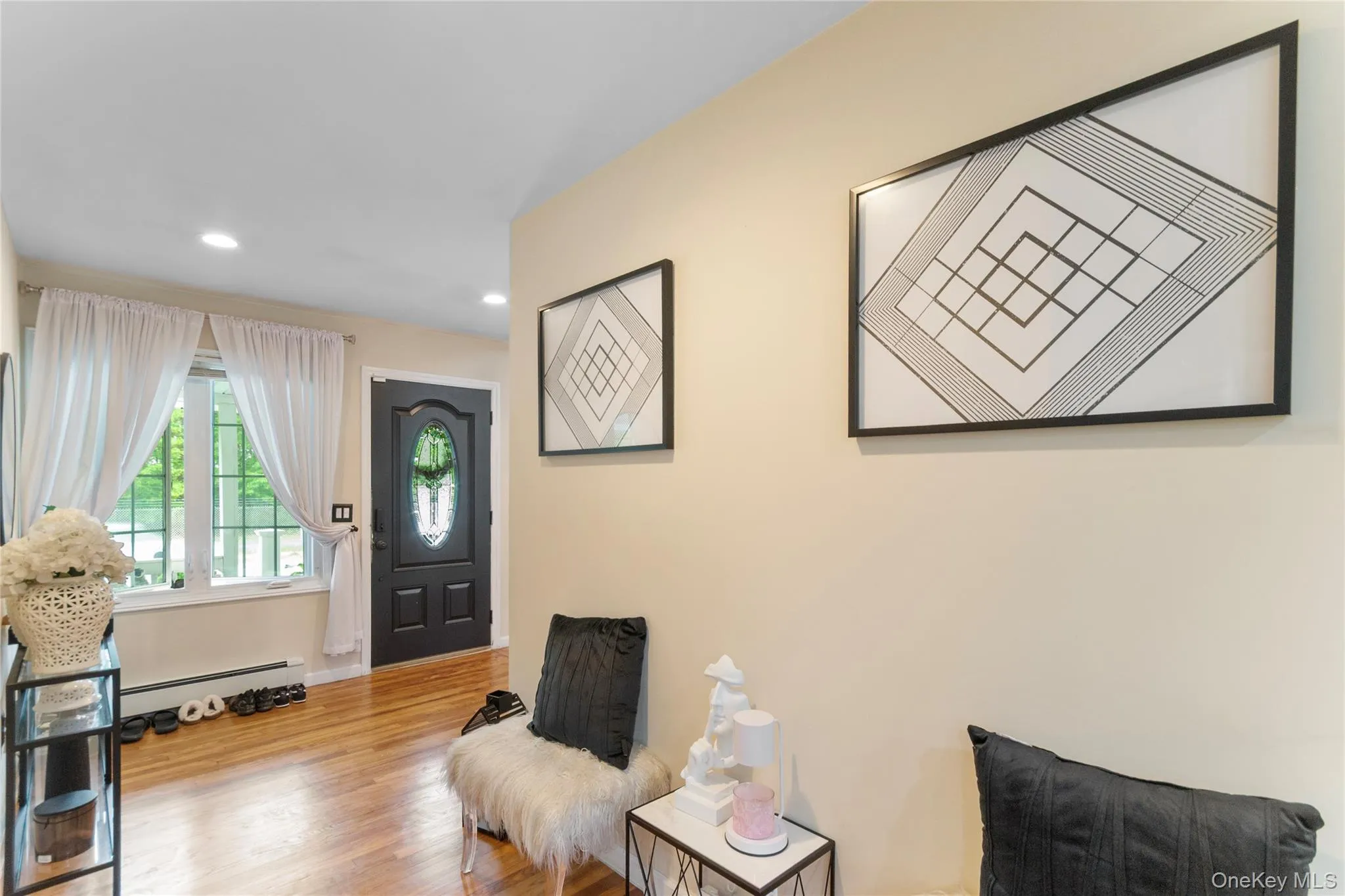 1993 Lincoln Avenue, Islip, NY, 4 Bedrooms Bedrooms, 11 Rooms Rooms,2 BathroomsBathrooms,Residential,For Rent,Lincoln,0,1048957 1993 Lincoln Avenue, Islip, NY, 4 Bedrooms Bedrooms, 11 Rooms Rooms,2 BathroomsBathrooms,Residential,For Rent,Lincoln,0,1048957