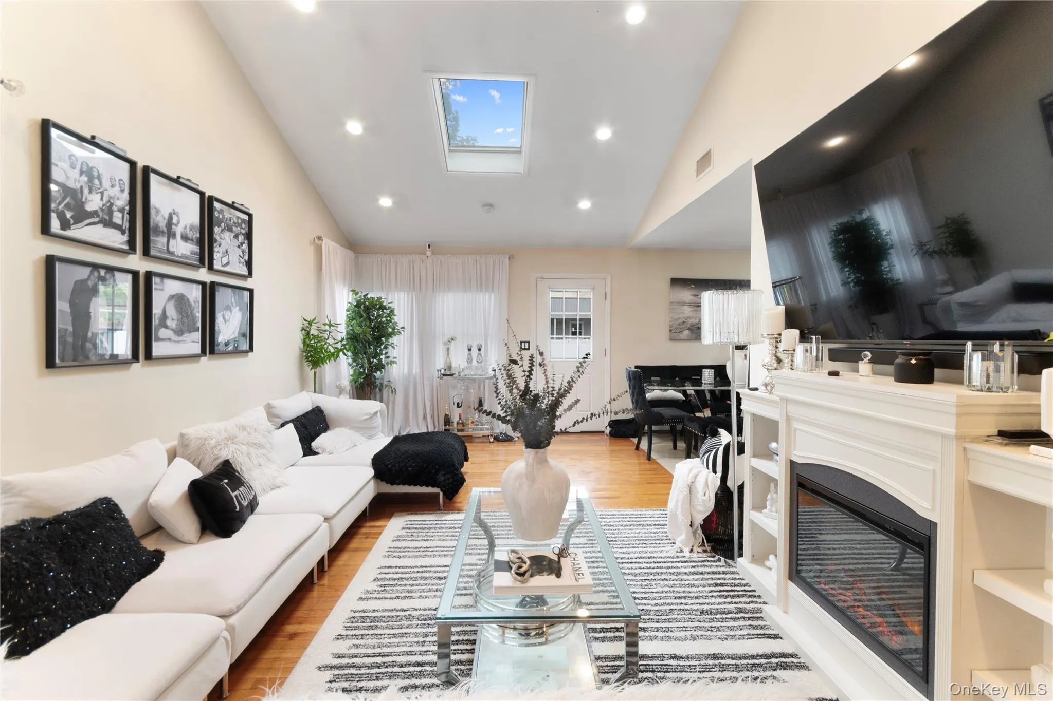 1993 Lincoln Avenue, Islip, NY, 4 Bedrooms Bedrooms, 11 Rooms Rooms,2 BathroomsBathrooms,Residential,For Rent,Lincoln,0,1048957 1993 Lincoln Avenue, Islip, NY, 4 Bedrooms Bedrooms, 11 Rooms Rooms,2 BathroomsBathrooms,Residential,For Rent,Lincoln,0,1048957