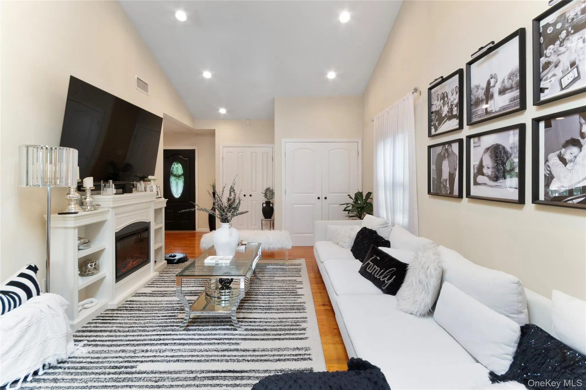 1993 Lincoln Avenue, Islip, NY, 4 Bedrooms Bedrooms, 11 Rooms Rooms,2 BathroomsBathrooms,Residential,For Rent,Lincoln,0,1048957 1993 Lincoln Avenue, Islip, NY, 4 Bedrooms Bedrooms, 11 Rooms Rooms,2 BathroomsBathrooms,Residential,For Rent,Lincoln,0,1048957