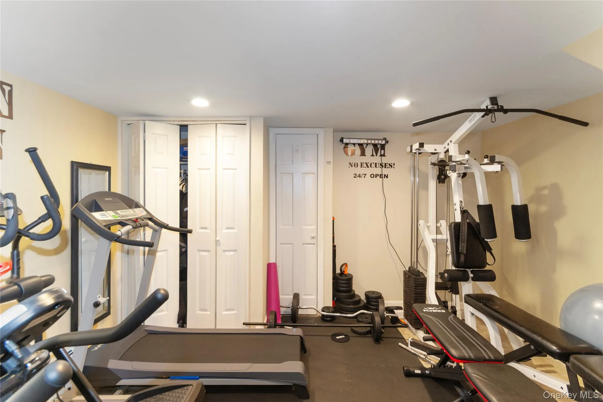 1993 Lincoln Avenue, Islip, NY, 4 Bedrooms Bedrooms, 11 Rooms Rooms,2 BathroomsBathrooms,Residential,For Rent,Lincoln,0,1048957 1993 Lincoln Avenue, Islip, NY, 4 Bedrooms Bedrooms, 11 Rooms Rooms,2 BathroomsBathrooms,Residential,For Rent,Lincoln,0,1048957