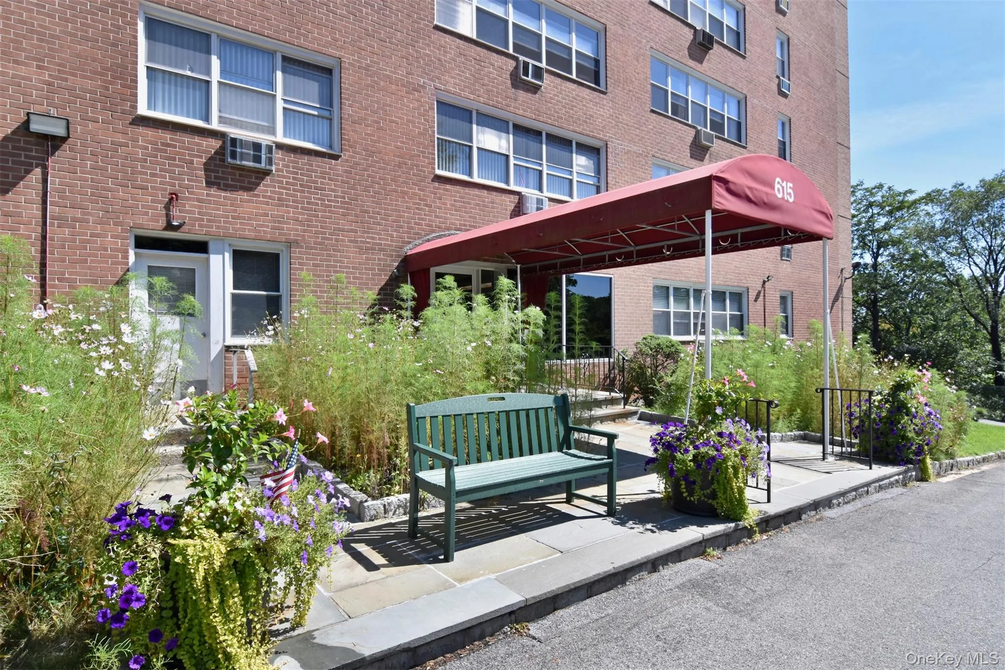 615 Palmer Road, Yonkers, NY, 1 Bedroom Bedrooms, 3 Rooms Rooms,1 BathroomBathrooms,Residential,For Rent,Palmer,0,1048961 615 Palmer Road, Yonkers, NY, 1 Bedroom Bedrooms, 3 Rooms Rooms,1 BathroomBathrooms,Residential,For Rent,Palmer,0,1048961