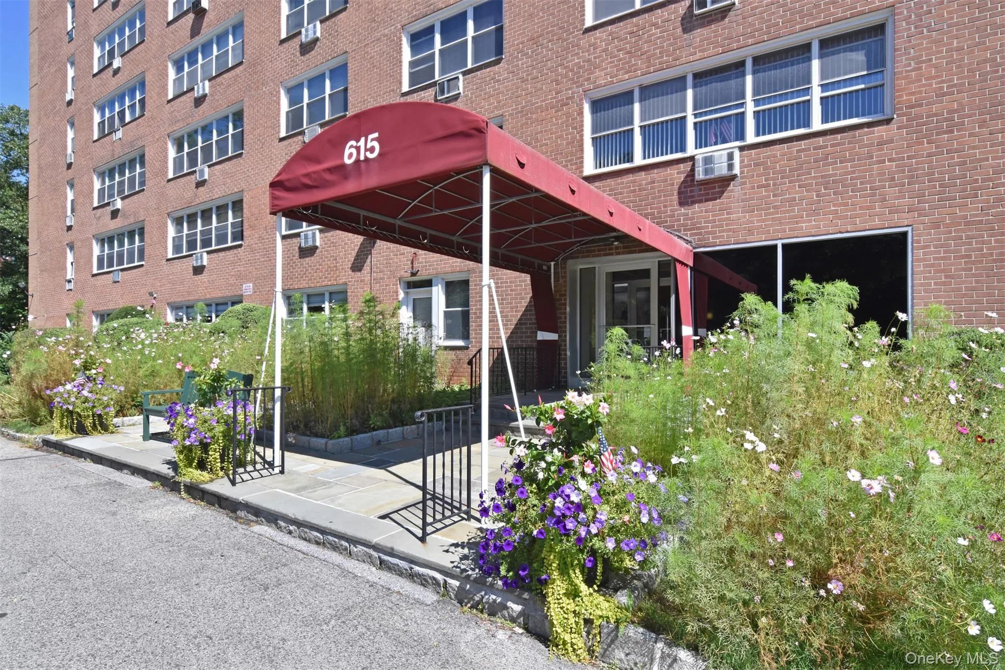 615 Palmer Road, Yonkers, NY, 1 Bedroom Bedrooms, 3 Rooms Rooms,1 BathroomBathrooms,Residential,For Rent,Palmer,0,1048961 615 Palmer Road, Yonkers, NY, 1 Bedroom Bedrooms, 3 Rooms Rooms,1 BathroomBathrooms,Residential,For Rent,Palmer,0,1048961