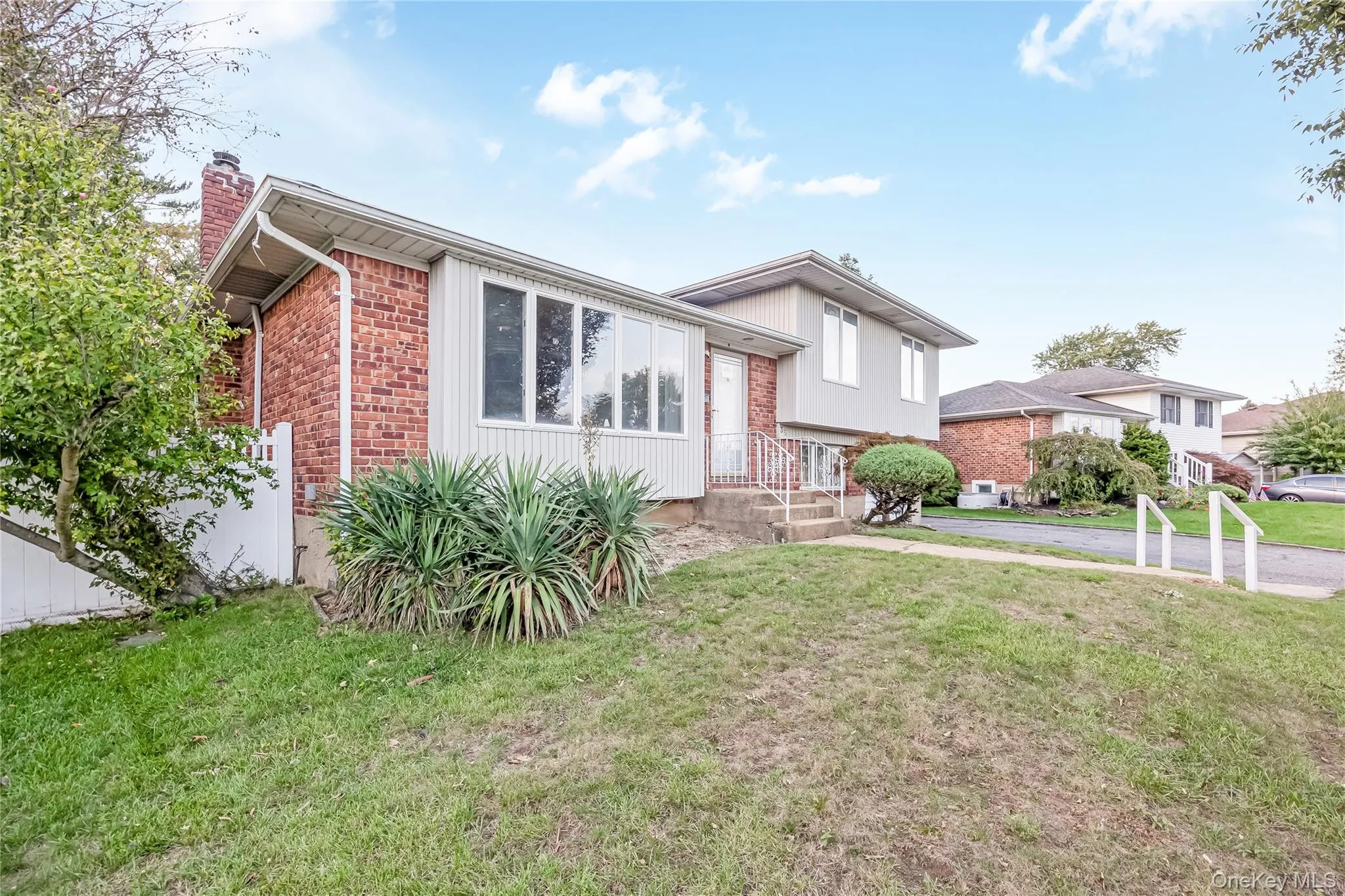 35 Eagle Lane, Oyster Bay, NY, 3 Bedrooms Bedrooms, 6 Rooms Rooms,1 BathroomBathrooms,Residential,For Rent,Eagle,0,1048962 35 Eagle Lane, Oyster Bay, NY, 3 Bedrooms Bedrooms, 6 Rooms Rooms,1 BathroomBathrooms,Residential,For Rent,Eagle,0,1048962