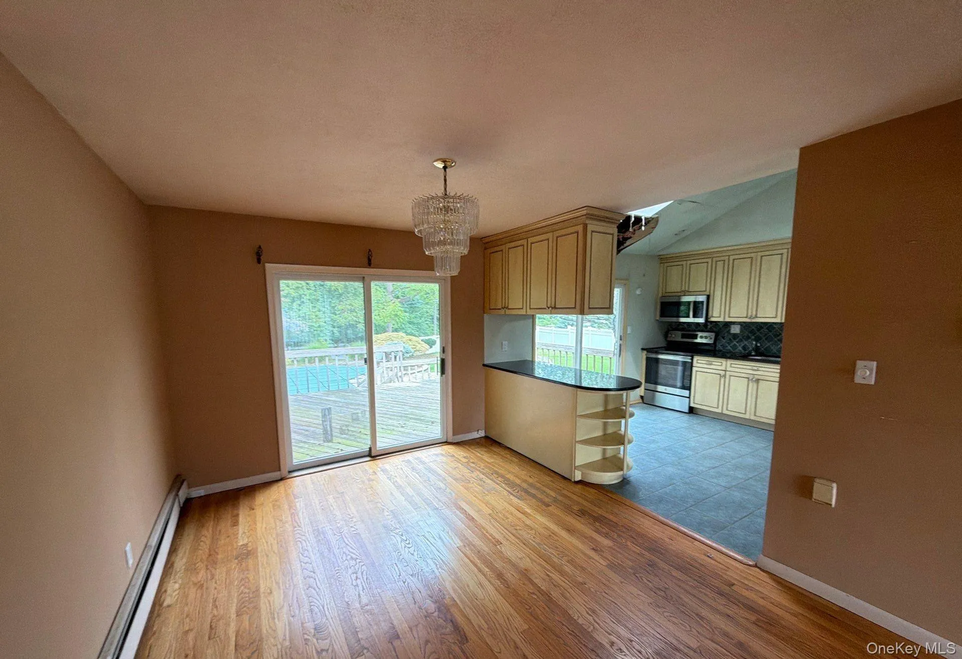 35 Eagle Lane, Oyster Bay, NY, 3 Bedrooms Bedrooms, 6 Rooms Rooms,1 BathroomBathrooms,Residential,For Rent,Eagle,0,1048962 35 Eagle Lane, Oyster Bay, NY, 3 Bedrooms Bedrooms, 6 Rooms Rooms,1 BathroomBathrooms,Residential,For Rent,Eagle,0,1048962