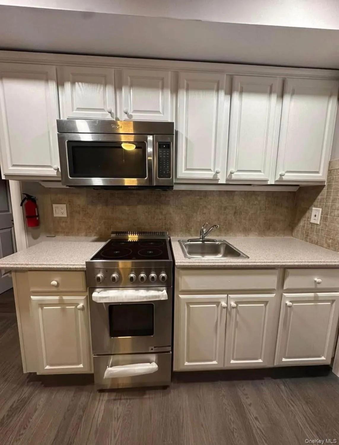 15 Hillcrest Avenue, Brookhaven, NY, 5 Bedrooms Bedrooms, 10 Rooms Rooms,3 BathroomsBathrooms,Residential,For Rent,Hillcrest,0,1048964 15 Hillcrest Avenue, Brookhaven, NY, 5 Bedrooms Bedrooms, 10 Rooms Rooms,3 BathroomsBathrooms,Residential,For Rent,Hillcrest,0,1048964