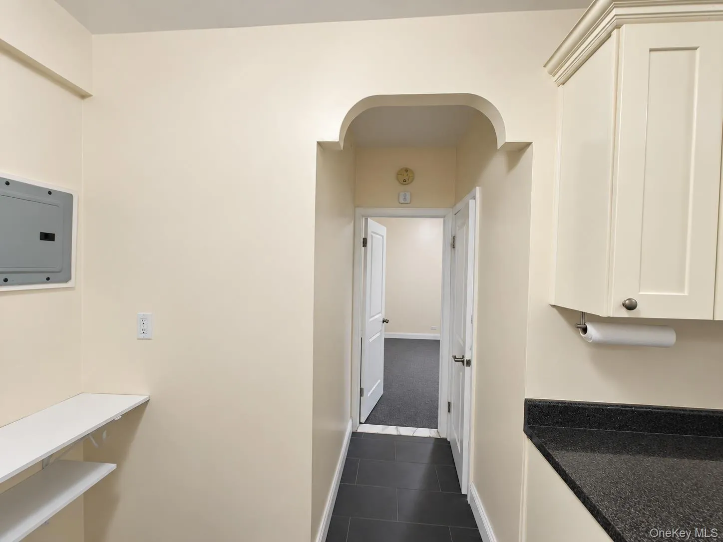 9205 Whitney Avenue, New York, NY, 1 Bedroom Bedrooms, 3 Rooms Rooms,1 BathroomBathrooms,Residential,For Rent,Whitney,0,1048966 9205 Whitney Avenue, New York, NY, 1 Bedroom Bedrooms, 3 Rooms Rooms,1 BathroomBathrooms,Residential,For Rent,Whitney,0,1048966