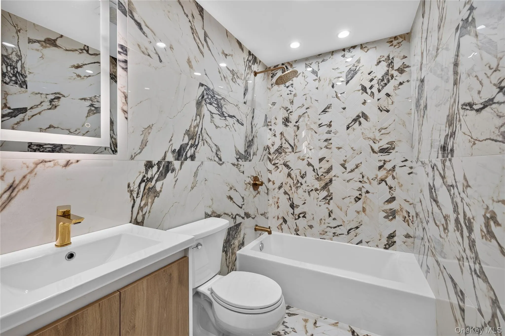 31 Rosemary Place, Islip, NY, 3 Bedrooms Bedrooms, 10 Rooms Rooms,2 BathroomsBathrooms,Residential,For Rent,Rosemary,0,1048971 31 Rosemary Place, Islip, NY, 3 Bedrooms Bedrooms, 10 Rooms Rooms,2 BathroomsBathrooms,Residential,For Rent,Rosemary,0,1048971