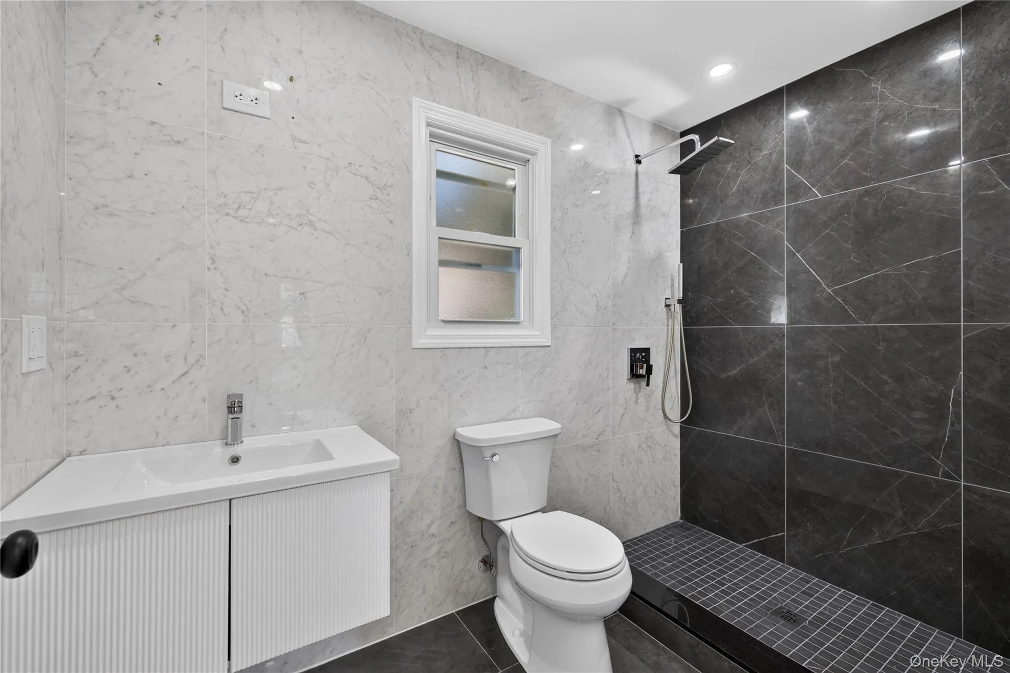 31 Rosemary Place, Islip, NY, 3 Bedrooms Bedrooms, 10 Rooms Rooms,2 BathroomsBathrooms,Residential,For Rent,Rosemary,0,1048971 31 Rosemary Place, Islip, NY, 3 Bedrooms Bedrooms, 10 Rooms Rooms,2 BathroomsBathrooms,Residential,For Rent,Rosemary,0,1048971