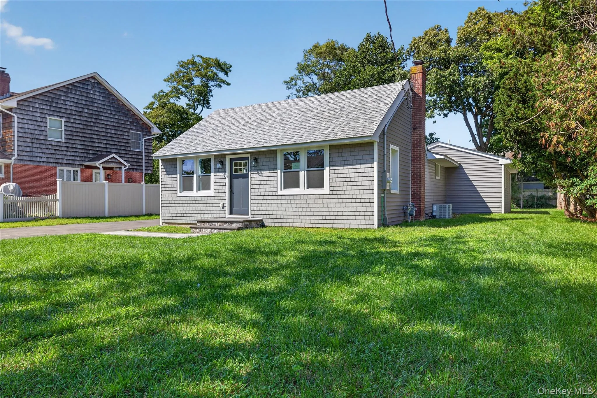 31 Rosemary Place, Islip, NY, 3 Bedrooms Bedrooms, 10 Rooms Rooms,2 BathroomsBathrooms,Residential,For Rent,Rosemary,0,1048971 31 Rosemary Place, Islip, NY, 3 Bedrooms Bedrooms, 10 Rooms Rooms,2 BathroomsBathrooms,Residential,For Rent,Rosemary,0,1048971