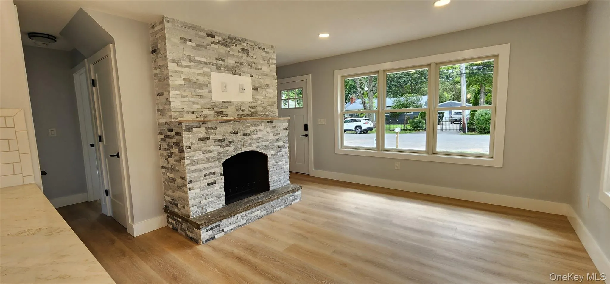 430 Boxwood Drive, Brookhaven, NY, 3 Bedrooms Bedrooms, 5 Rooms Rooms,2 BathroomsBathrooms,Residential,For Rent,Boxwood,0,1048972 430 Boxwood Drive, Brookhaven, NY, 3 Bedrooms Bedrooms, 5 Rooms Rooms,2 BathroomsBathrooms,Residential,For Rent,Boxwood,0,1048972