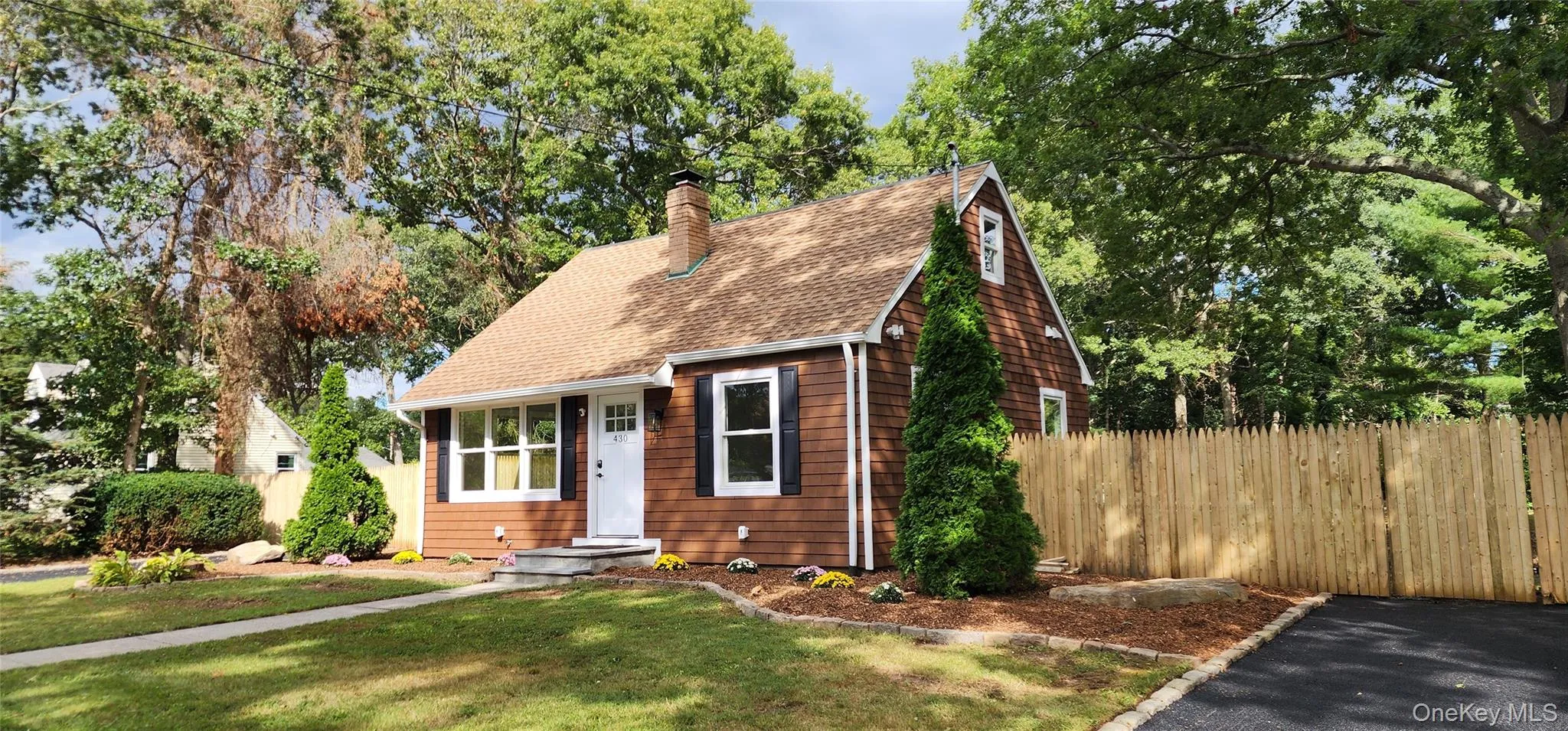 430 Boxwood Drive, Brookhaven, NY, 3 Bedrooms Bedrooms, 5 Rooms Rooms,2 BathroomsBathrooms,Residential,For Rent,Boxwood,0,1048972 430 Boxwood Drive, Brookhaven, NY, 3 Bedrooms Bedrooms, 5 Rooms Rooms,2 BathroomsBathrooms,Residential,For Rent,Boxwood,0,1048972