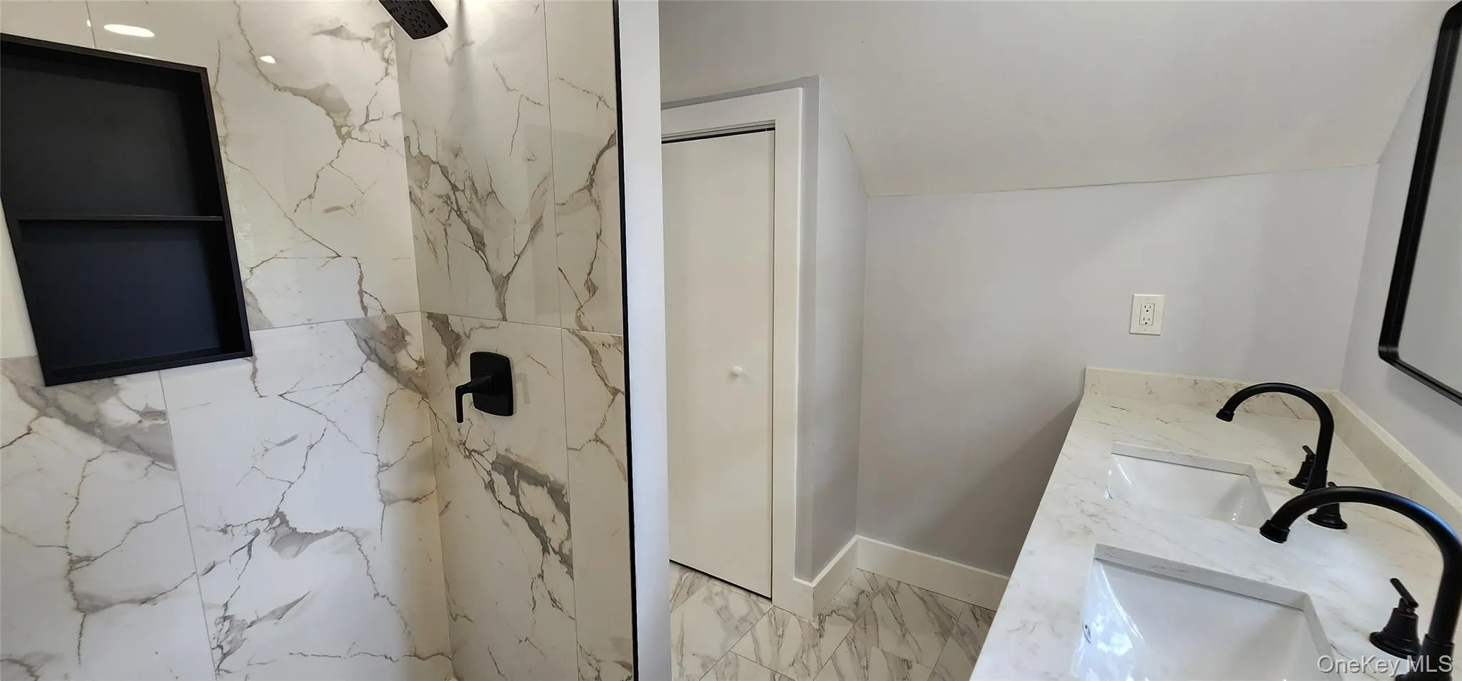 430 Boxwood Drive, Brookhaven, NY, 3 Bedrooms Bedrooms, 5 Rooms Rooms,2 BathroomsBathrooms,Residential,For Rent,Boxwood,0,1048972 430 Boxwood Drive, Brookhaven, NY, 3 Bedrooms Bedrooms, 5 Rooms Rooms,2 BathroomsBathrooms,Residential,For Rent,Boxwood,0,1048972