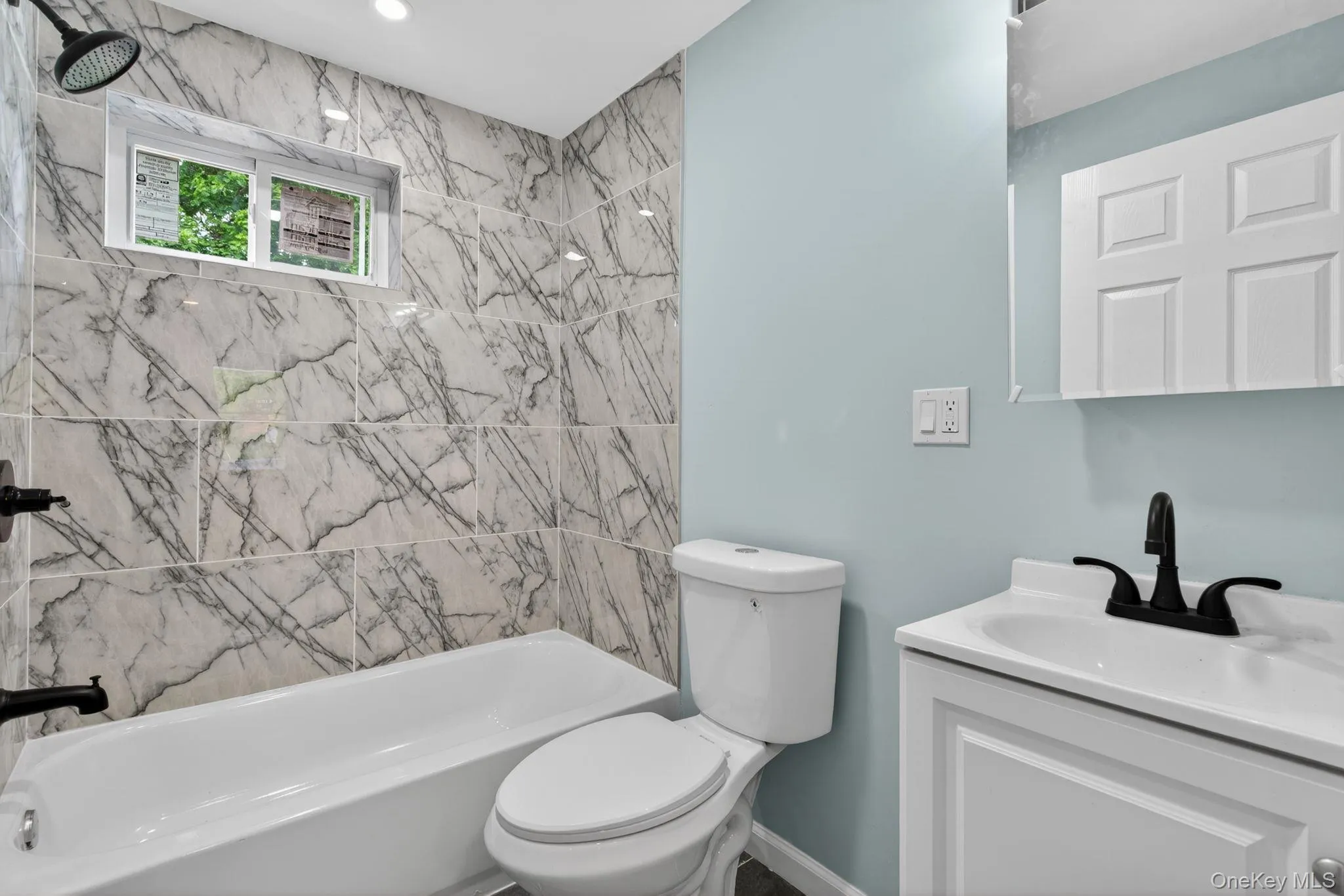 152 Clinton Street, Poughkeepsie, NY, 2 Bedrooms Bedrooms, 4 Rooms Rooms,2 BathroomsBathrooms,Residential,For Rent,Clinton,0,1048974 152 Clinton Street, Poughkeepsie, NY, 2 Bedrooms Bedrooms, 4 Rooms Rooms,2 BathroomsBathrooms,Residential,For Rent,Clinton,0,1048974