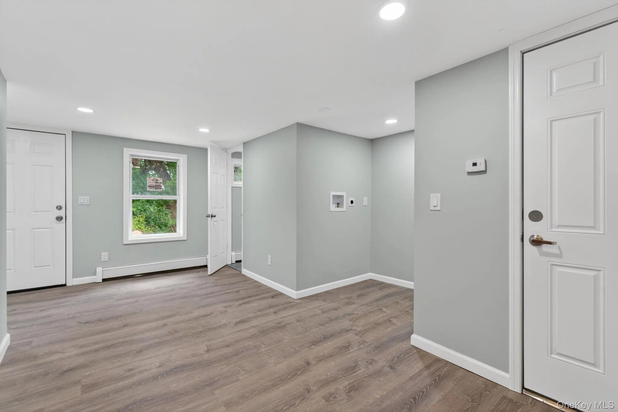 152 Clinton Street, Poughkeepsie, NY, 2 Bedrooms Bedrooms, 4 Rooms Rooms,2 BathroomsBathrooms,Residential,For Rent,Clinton,0,1048974 152 Clinton Street, Poughkeepsie, NY, 2 Bedrooms Bedrooms, 4 Rooms Rooms,2 BathroomsBathrooms,Residential,For Rent,Clinton,0,1048974