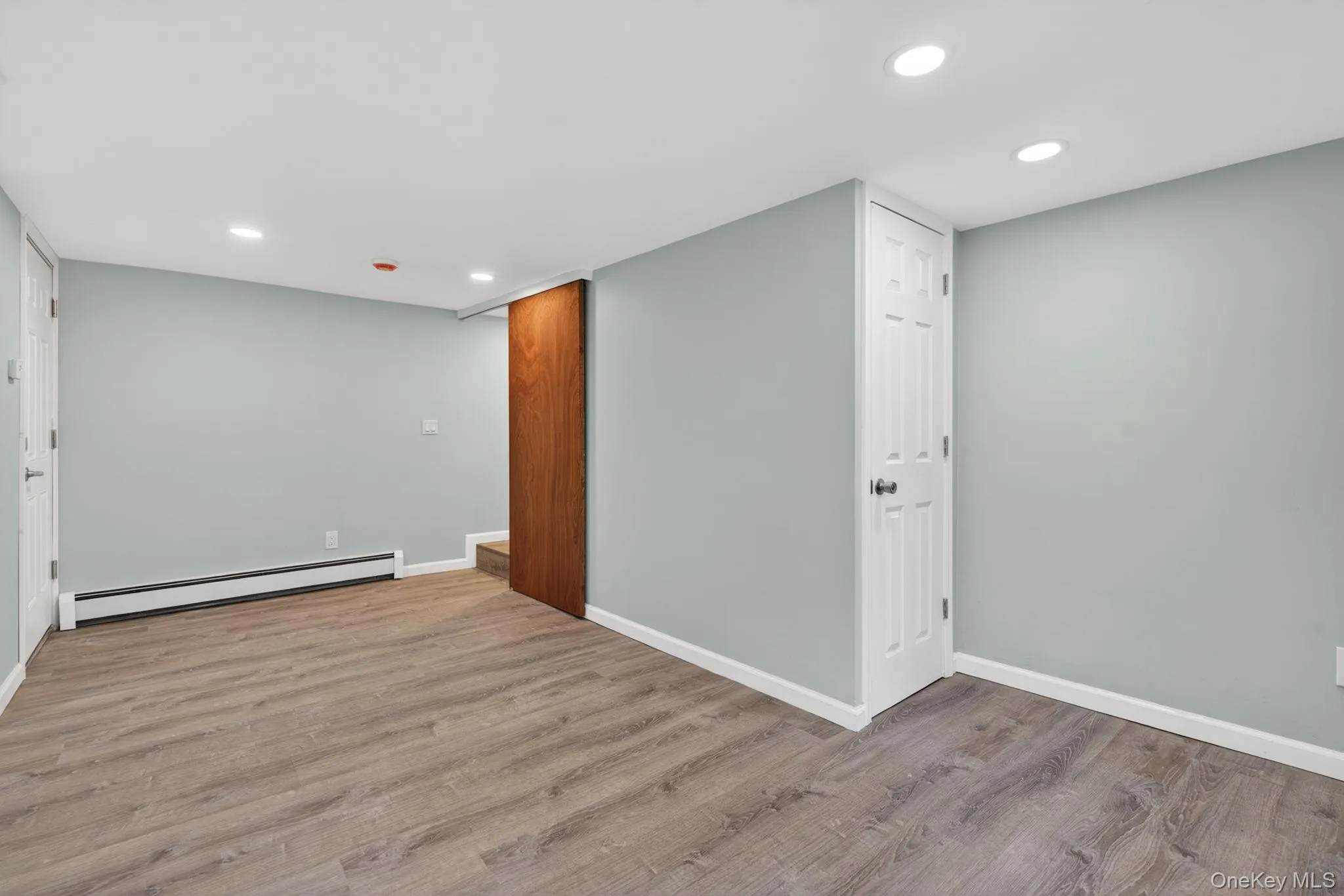 152 Clinton Street, Poughkeepsie, NY, 2 Bedrooms Bedrooms, 4 Rooms Rooms,2 BathroomsBathrooms,Residential,For Rent,Clinton,0,1048974 152 Clinton Street, Poughkeepsie, NY, 2 Bedrooms Bedrooms, 4 Rooms Rooms,2 BathroomsBathrooms,Residential,For Rent,Clinton,0,1048974