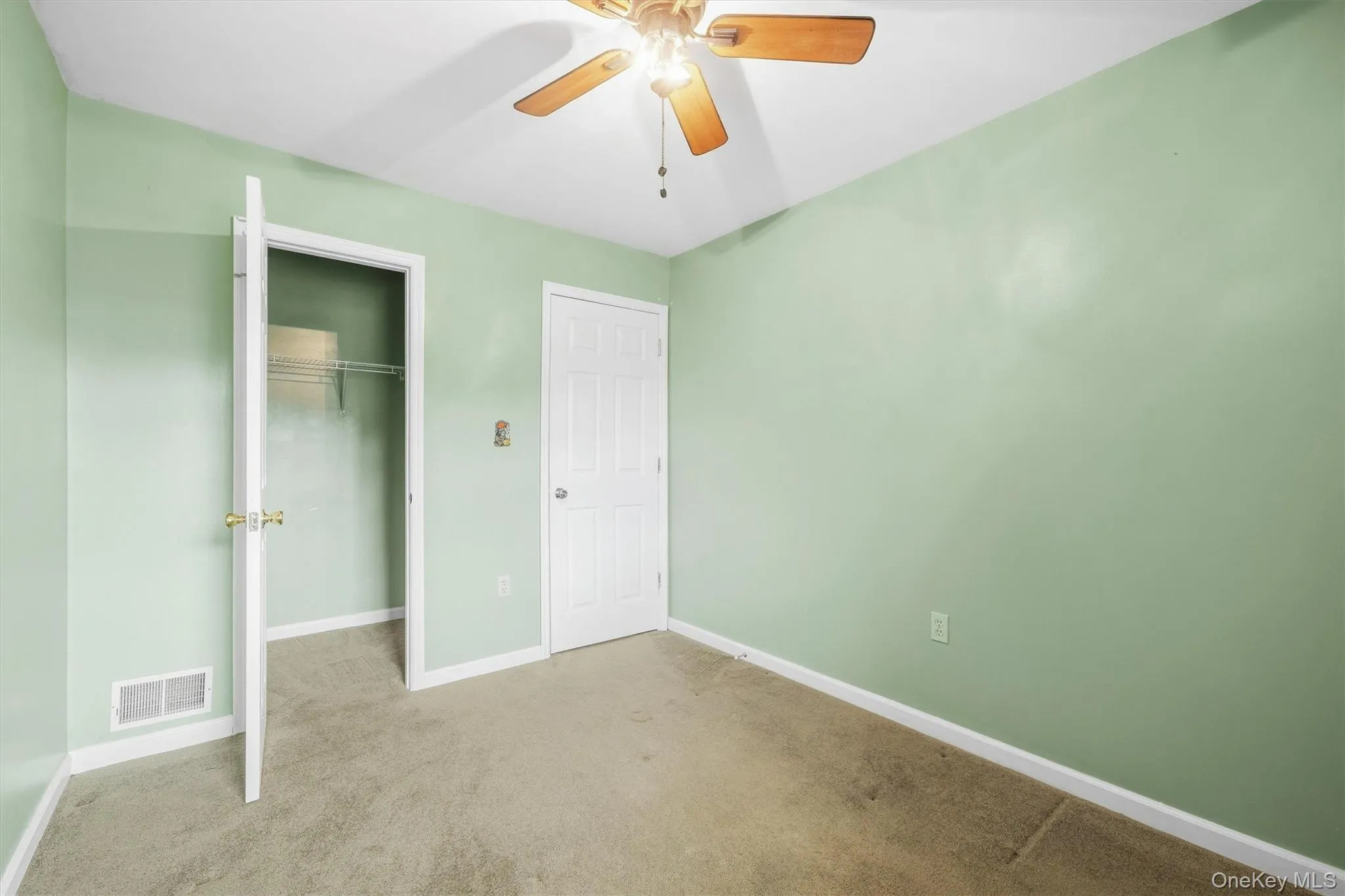 91 Jimal Drive, Middletown, NY, 2 Bedrooms Bedrooms, 6 Rooms Rooms,1 BathroomBathrooms,Residential,For Rent,Jimal,0,1048976 91 Jimal Drive, Middletown, NY, 2 Bedrooms Bedrooms, 6 Rooms Rooms,1 BathroomBathrooms,Residential,For Rent,Jimal,0,1048976