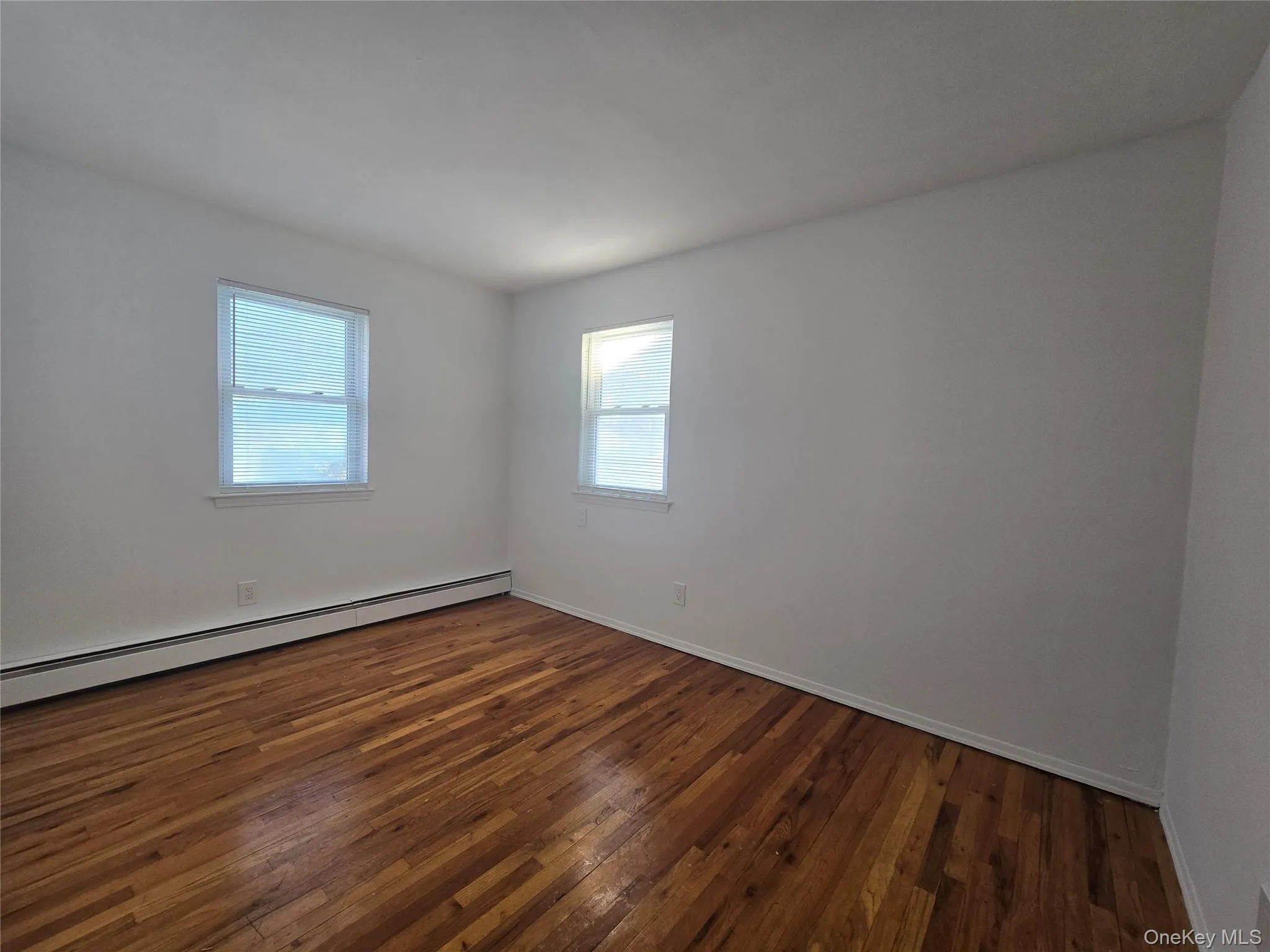 29 Lambert Avenue, Oyster Bay, NY, 2 Bedrooms Bedrooms, 5 Rooms Rooms,1 BathroomBathrooms,Residential Lease,For Rent,Lambert,0,1048978 29 Lambert Avenue, Oyster Bay, NY, 2 Bedrooms Bedrooms, 5 Rooms Rooms,1 BathroomBathrooms,Residential Lease,For Rent,Lambert,0,1048978
