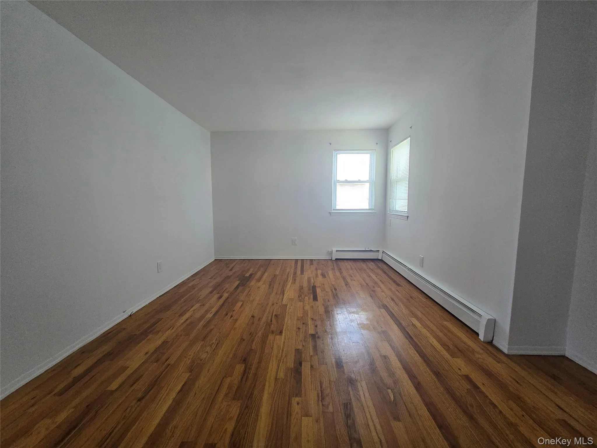 29 Lambert Avenue, Oyster Bay, NY, 2 Bedrooms Bedrooms, 5 Rooms Rooms,1 BathroomBathrooms,Residential Lease,For Rent,Lambert,0,1048978 29 Lambert Avenue, Oyster Bay, NY, 2 Bedrooms Bedrooms, 5 Rooms Rooms,1 BathroomBathrooms,Residential Lease,For Rent,Lambert,0,1048978
