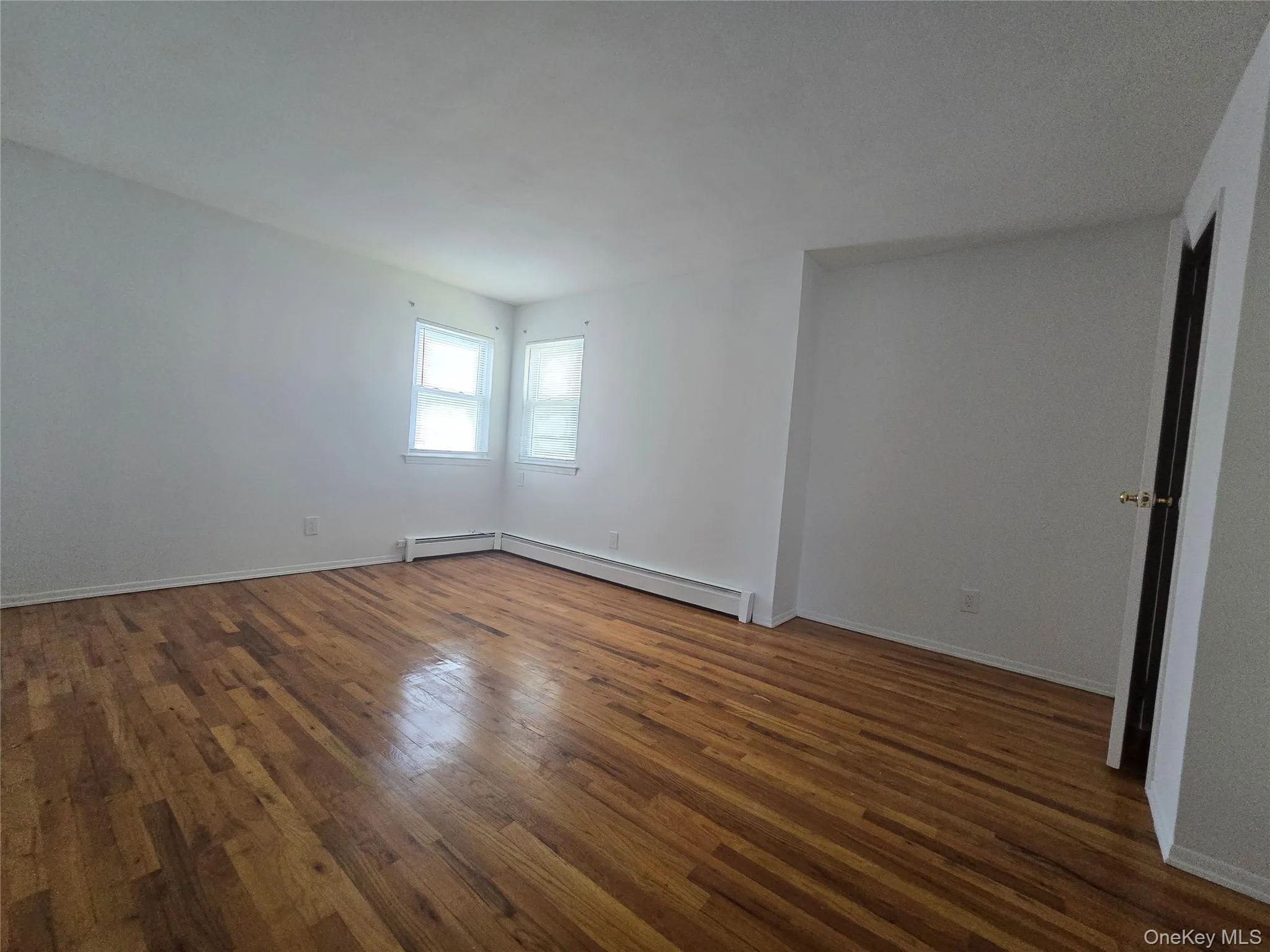 29 Lambert Avenue, Oyster Bay, NY, 2 Bedrooms Bedrooms, 5 Rooms Rooms,1 BathroomBathrooms,Residential Lease,For Rent,Lambert,0,1048978 29 Lambert Avenue, Oyster Bay, NY, 2 Bedrooms Bedrooms, 5 Rooms Rooms,1 BathroomBathrooms,Residential Lease,For Rent,Lambert,0,1048978