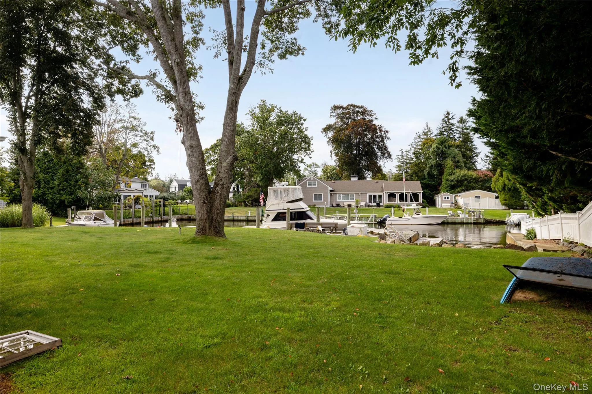 2 Gibb Lane, Islip, NY, 3 Bedrooms Bedrooms, 8 Rooms Rooms,2 BathroomsBathrooms,Residential,For Rent,Gibb,0,1048979 2 Gibb Lane, Islip, NY, 3 Bedrooms Bedrooms, 8 Rooms Rooms,2 BathroomsBathrooms,Residential,For Rent,Gibb,0,1048979