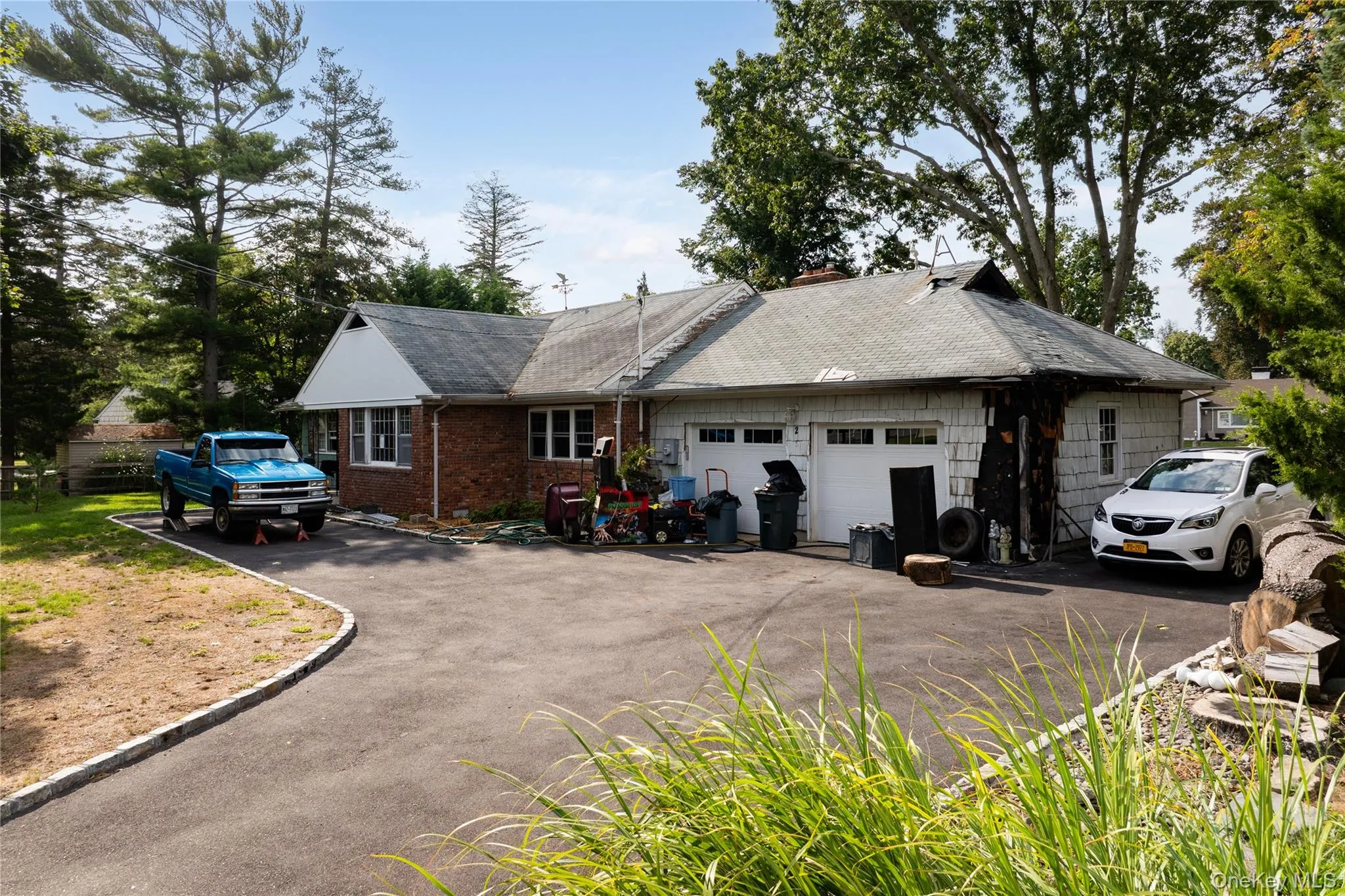 2 Gibb Lane, Islip, NY, 3 Bedrooms Bedrooms, 8 Rooms Rooms,2 BathroomsBathrooms,Residential,For Rent,Gibb,0,1048979 2 Gibb Lane, Islip, NY, 3 Bedrooms Bedrooms, 8 Rooms Rooms,2 BathroomsBathrooms,Residential,For Rent,Gibb,0,1048979