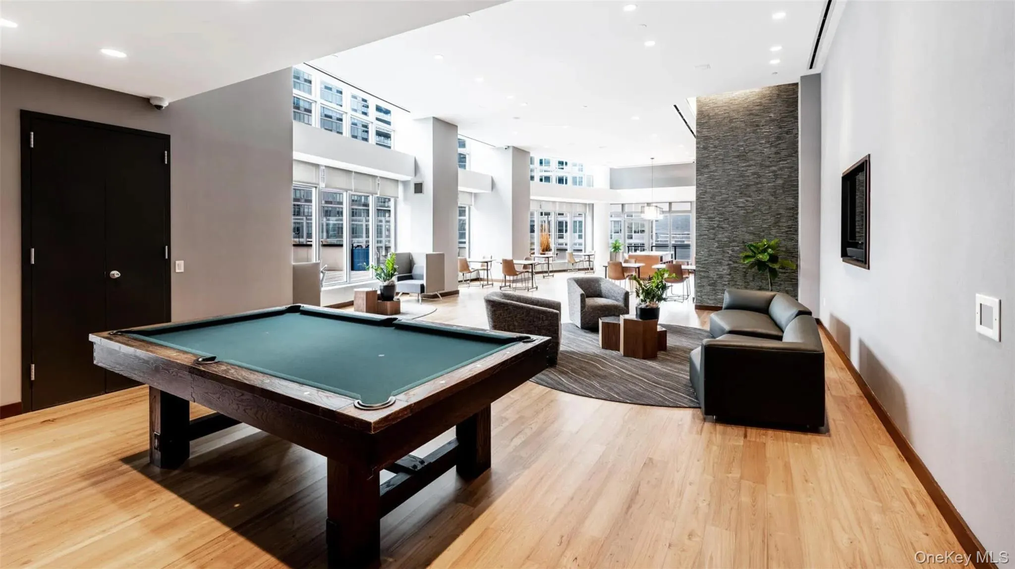 4545 Center Boulevard, New York, NY, 2 Room Rooms,1 BathroomBathrooms,Residential Lease,For Rent,Center,0,1048982 4545 Center Boulevard, New York, NY, 2 Room Rooms,1 BathroomBathrooms,Residential Lease,For Rent,Center,0,1048982