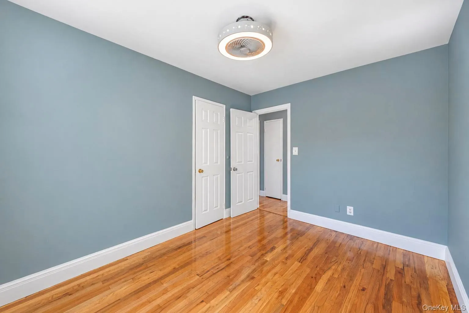 16 Berkeley Avenue, Brookhaven, NY, 4 Bedrooms Bedrooms, 10 Rooms Rooms,3 BathroomsBathrooms,Residential,For Rent,Berkeley,0,1048999 16 Berkeley Avenue, Brookhaven, NY, 4 Bedrooms Bedrooms, 10 Rooms Rooms,3 BathroomsBathrooms,Residential,For Rent,Berkeley,0,1048999