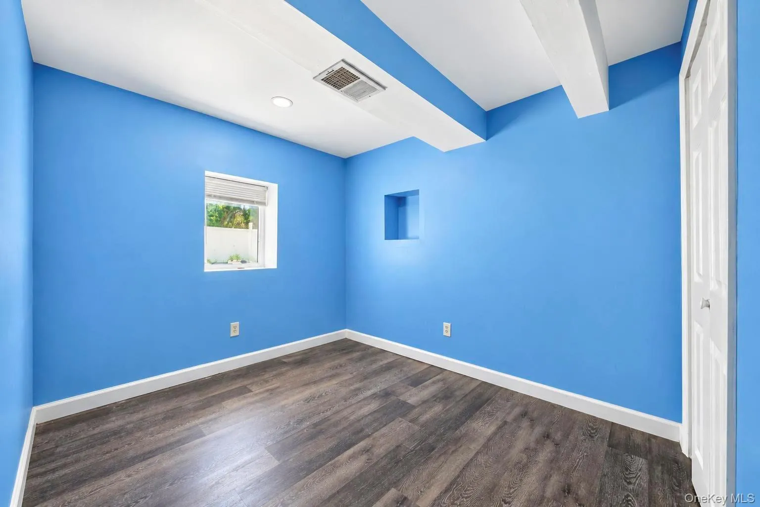 16 Berkeley Avenue, Brookhaven, NY, 4 Bedrooms Bedrooms, 10 Rooms Rooms,3 BathroomsBathrooms,Residential,For Rent,Berkeley,0,1048999 16 Berkeley Avenue, Brookhaven, NY, 4 Bedrooms Bedrooms, 10 Rooms Rooms,3 BathroomsBathrooms,Residential,For Rent,Berkeley,0,1048999