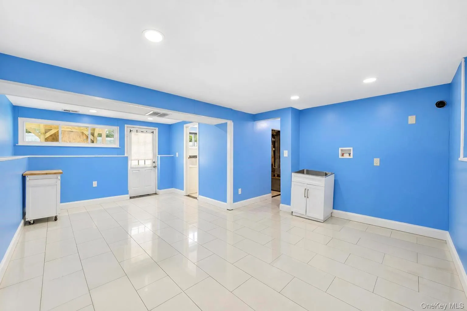 16 Berkeley Avenue, Brookhaven, NY, 4 Bedrooms Bedrooms, 10 Rooms Rooms,3 BathroomsBathrooms,Residential,For Rent,Berkeley,0,1048999 16 Berkeley Avenue, Brookhaven, NY, 4 Bedrooms Bedrooms, 10 Rooms Rooms,3 BathroomsBathrooms,Residential,For Rent,Berkeley,0,1048999