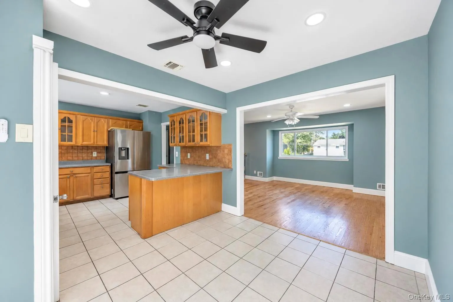 16 Berkeley Avenue, Brookhaven, NY, 4 Bedrooms Bedrooms, 10 Rooms Rooms,3 BathroomsBathrooms,Residential,For Rent,Berkeley,0,1048999 16 Berkeley Avenue, Brookhaven, NY, 4 Bedrooms Bedrooms, 10 Rooms Rooms,3 BathroomsBathrooms,Residential,For Rent,Berkeley,0,1048999