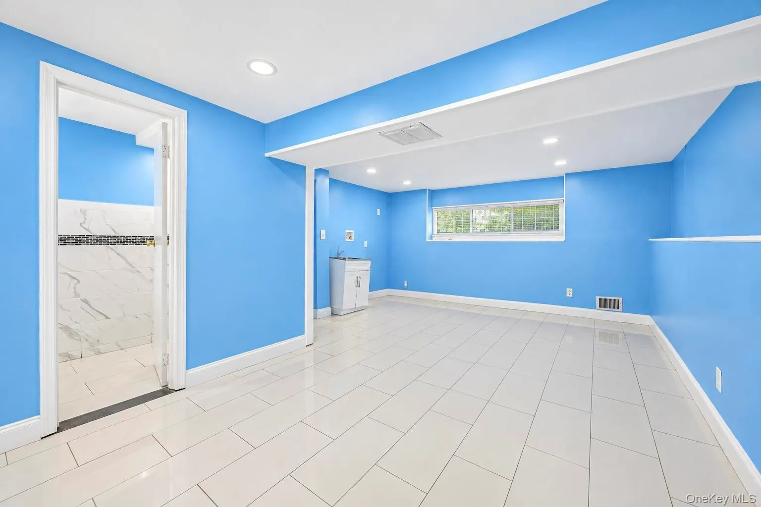 16 Berkeley Avenue, Brookhaven, NY, 4 Bedrooms Bedrooms, 10 Rooms Rooms,3 BathroomsBathrooms,Residential,For Rent,Berkeley,0,1048999 16 Berkeley Avenue, Brookhaven, NY, 4 Bedrooms Bedrooms, 10 Rooms Rooms,3 BathroomsBathrooms,Residential,For Rent,Berkeley,0,1048999