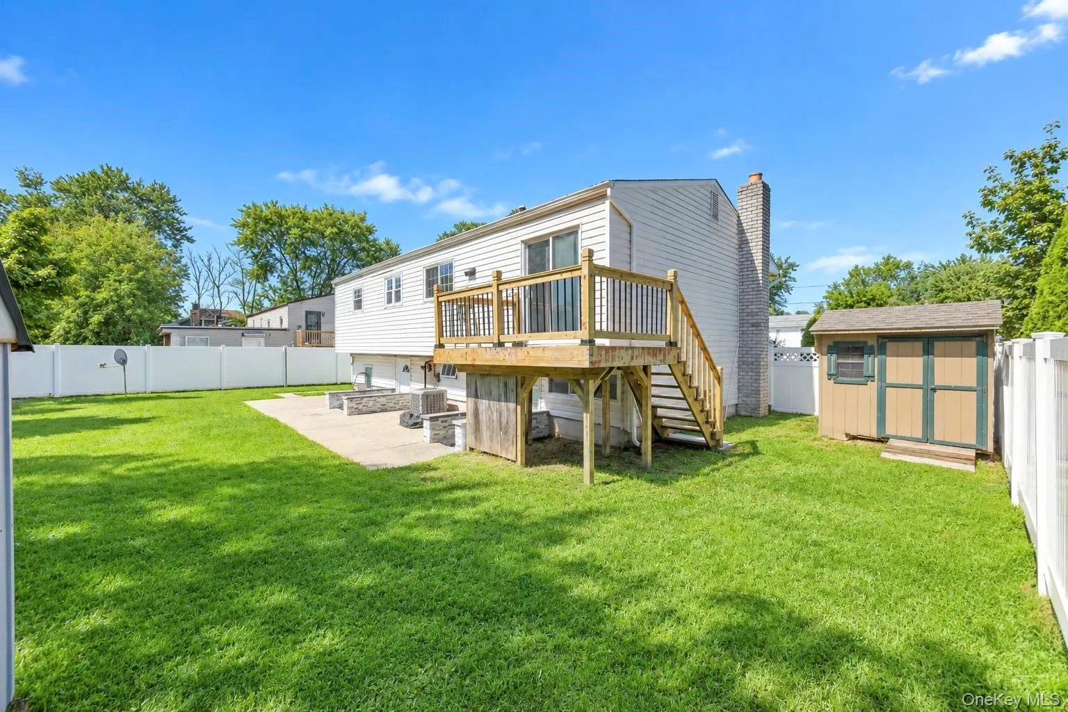 16 Berkeley Avenue, Brookhaven, NY, 4 Bedrooms Bedrooms, 10 Rooms Rooms,3 BathroomsBathrooms,Residential,For Rent,Berkeley,0,1048999 16 Berkeley Avenue, Brookhaven, NY, 4 Bedrooms Bedrooms, 10 Rooms Rooms,3 BathroomsBathrooms,Residential,For Rent,Berkeley,0,1048999