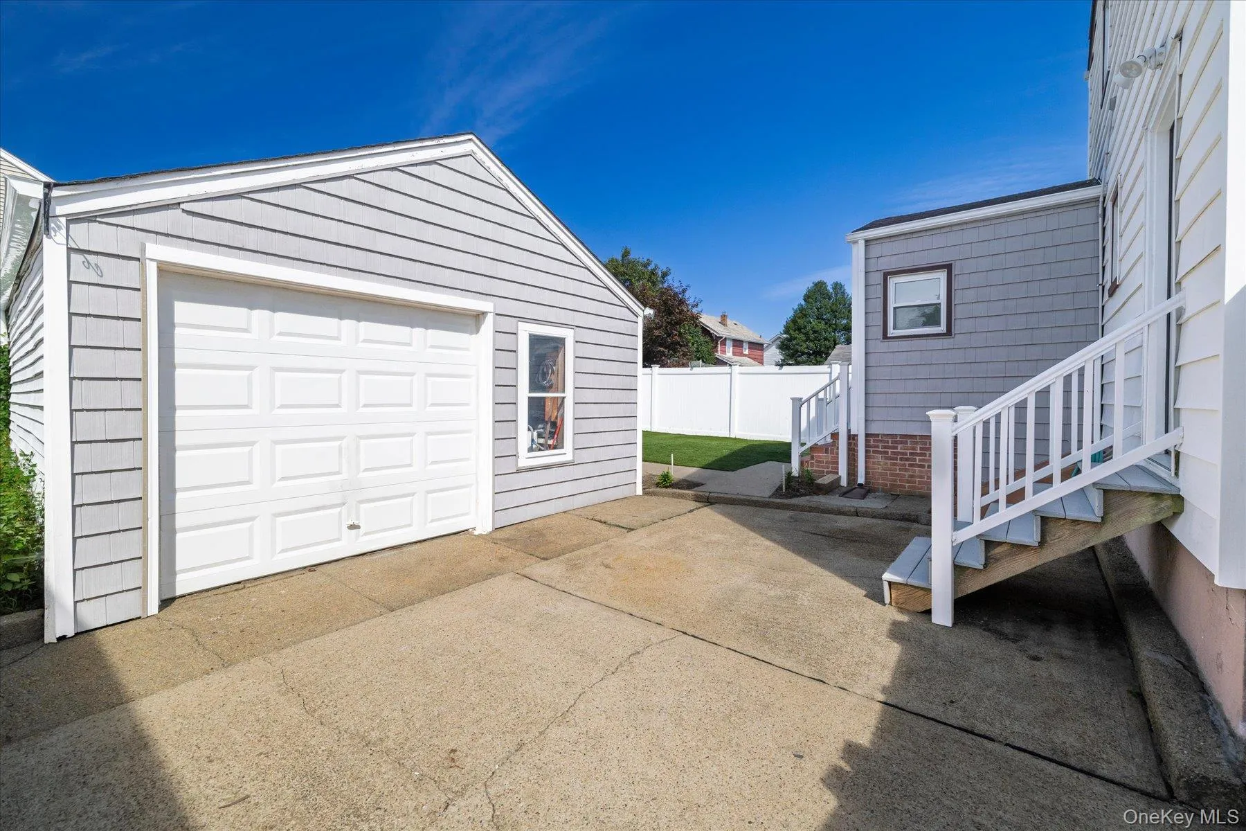 48 Windsor Parkway, Hempstead, NY, 4 Bedrooms Bedrooms, 8 Rooms Rooms,2 BathroomsBathrooms,Residential,For Rent,Windsor,0,1049001 48 Windsor Parkway, Hempstead, NY, 4 Bedrooms Bedrooms, 8 Rooms Rooms,2 BathroomsBathrooms,Residential,For Rent,Windsor,0,1049001